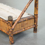 Porte-manteau ancien français en bambou, avec miroir et porte-parapluie.