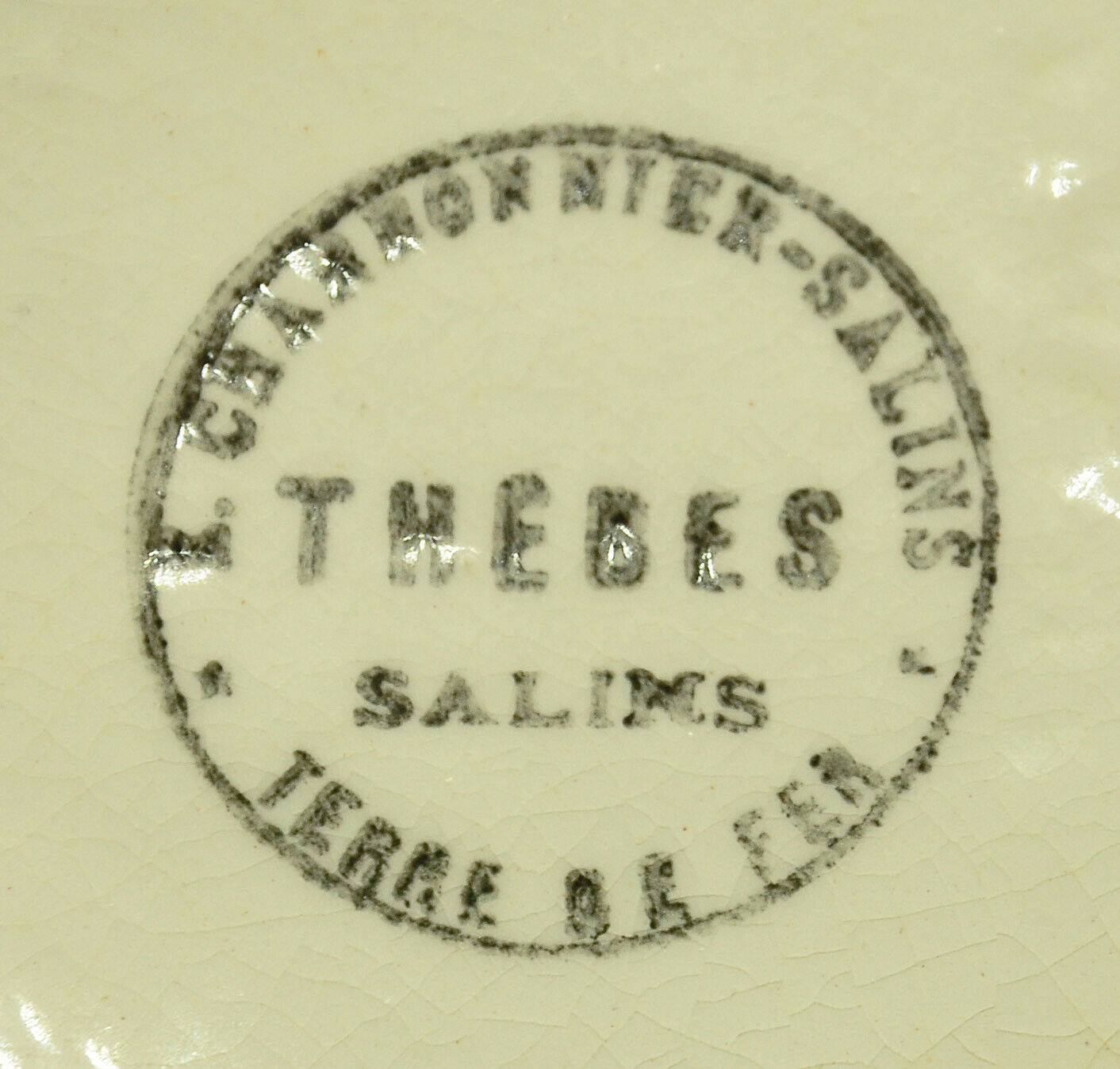 A teapot and sugar set by saline Thebes deco vinatage séventies collect.