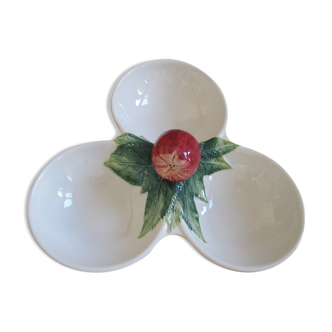Apple dabbling aperitif dish