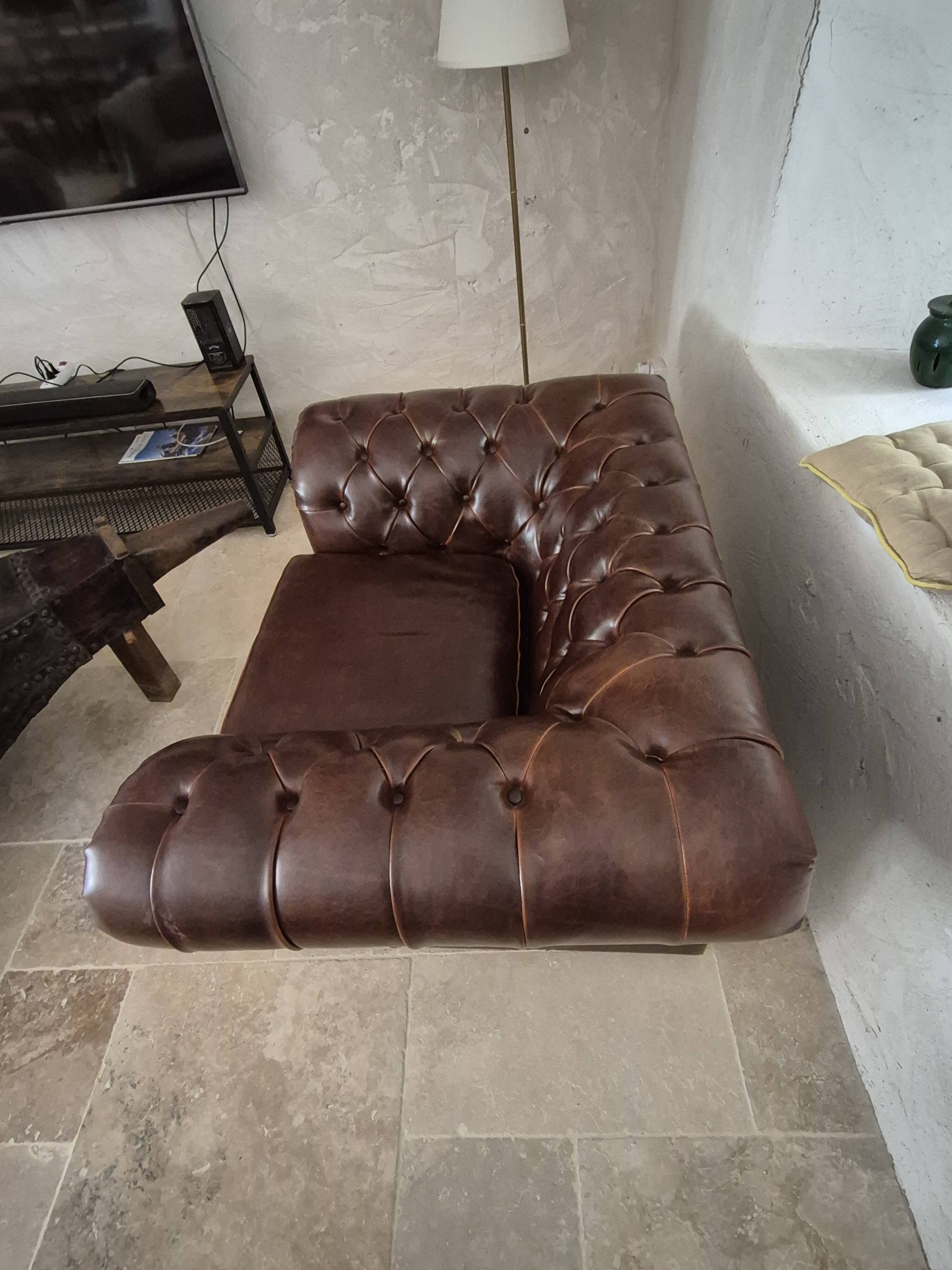 Fauteuil chesterfield
