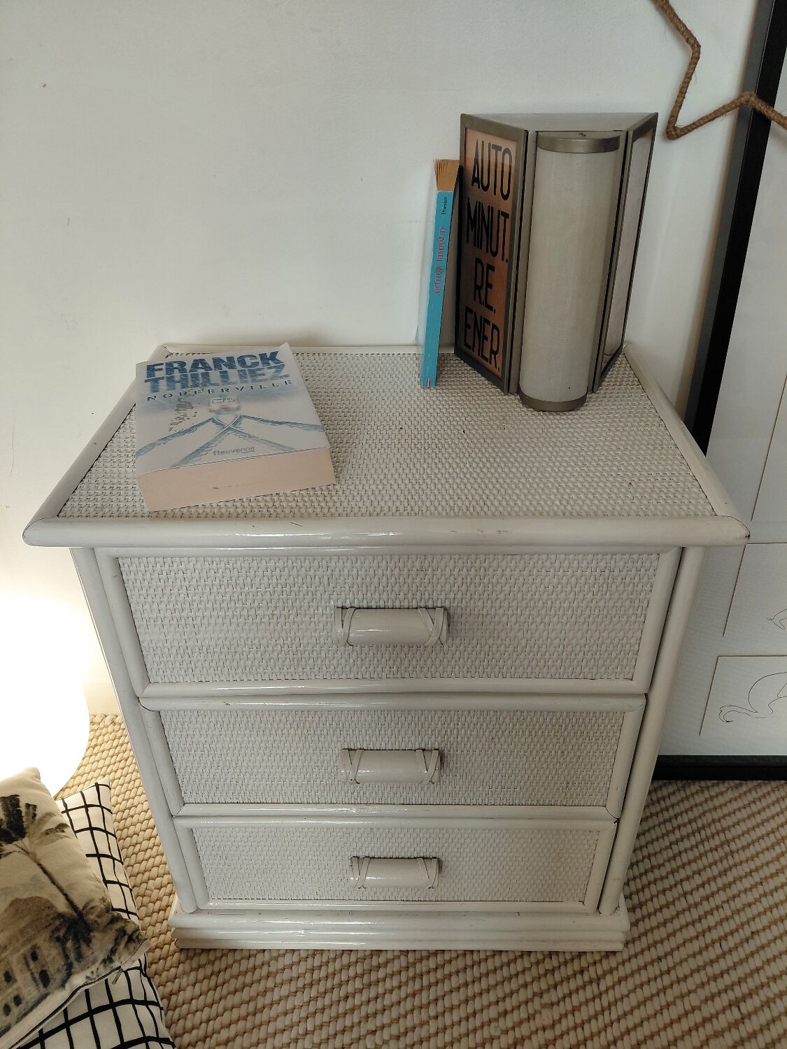 Vintage cane chest of drawers with 3 drawers - white patinated wood - seaside spirit