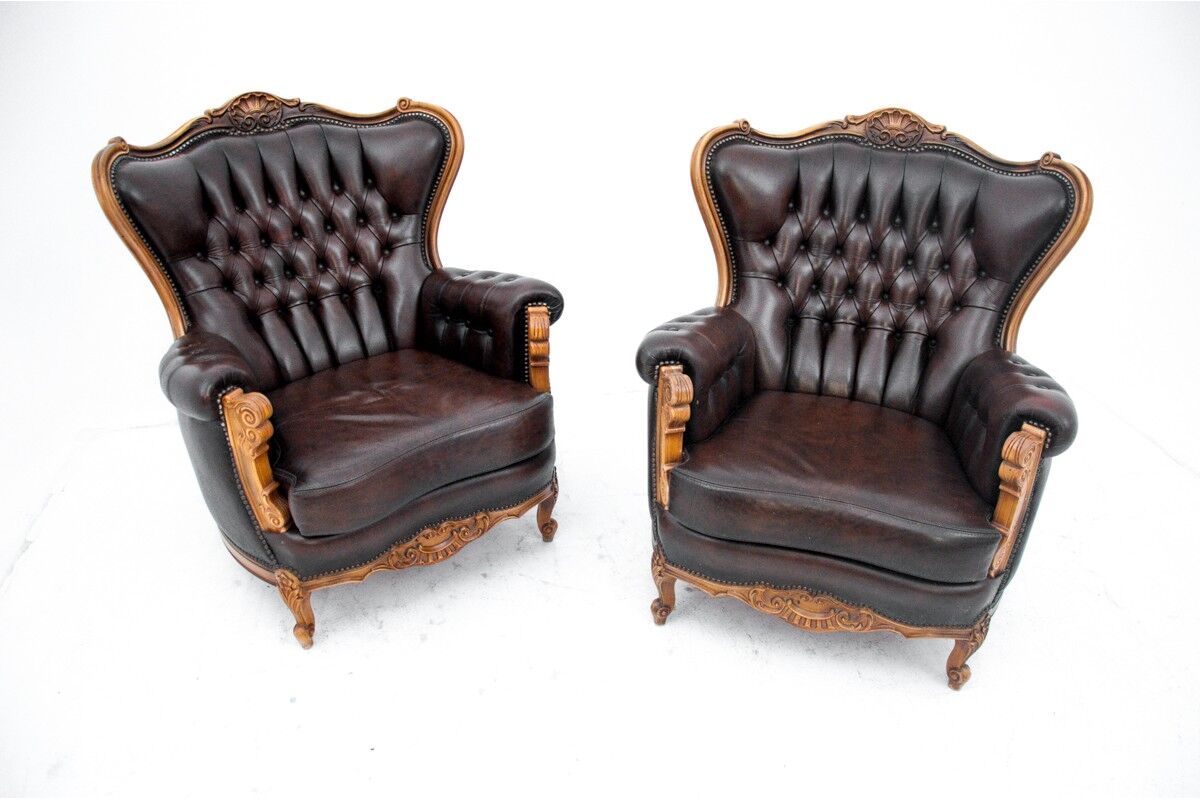 Deep buttoned brown leather salon set