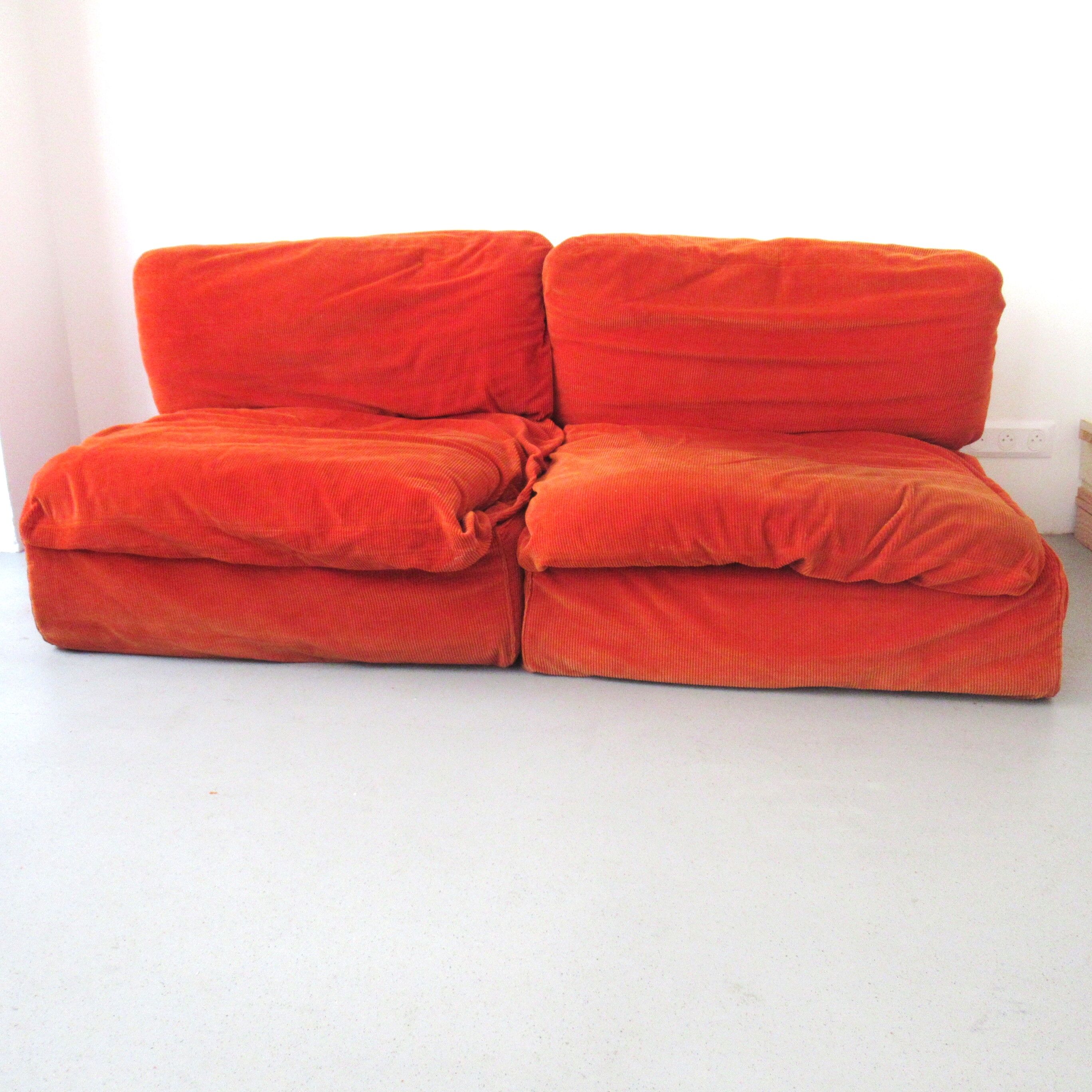 Two CentoperCento drivers from Pas d'Urbino Lomazzi Zanotta 1972