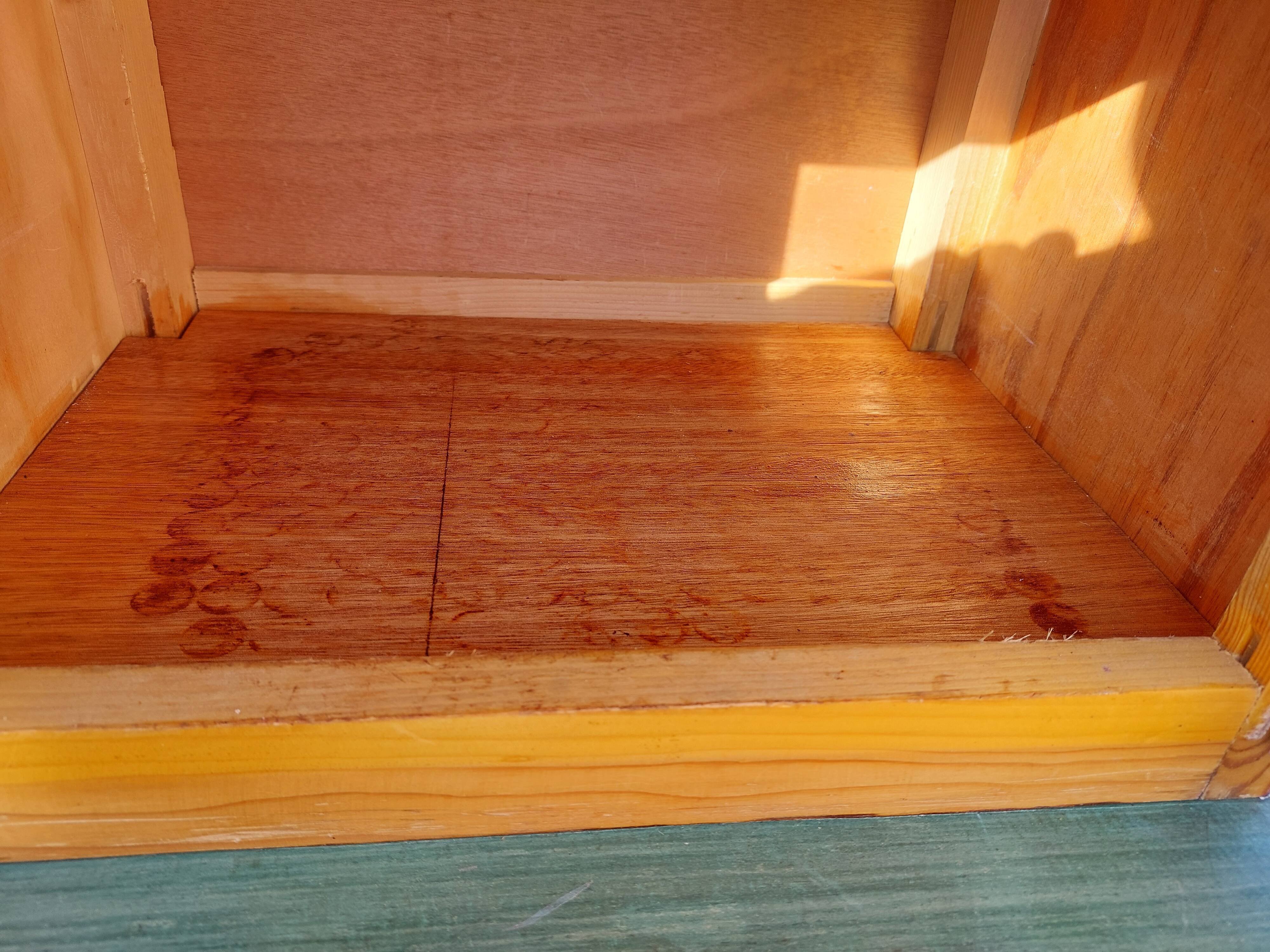 Whole Mado buffet, golden honey color