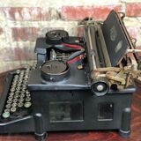 Royal 1930s typewriter