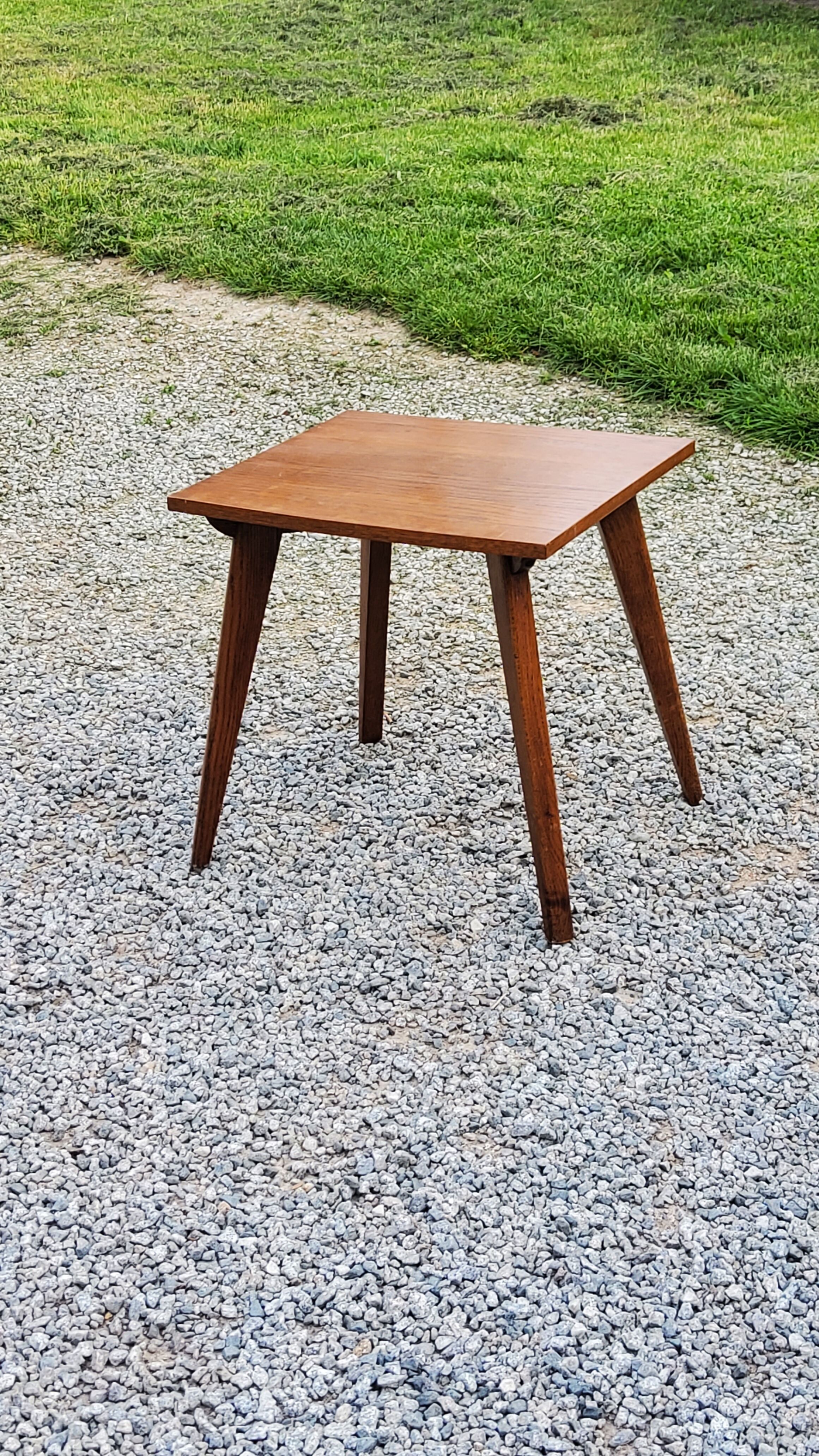 Vintage oak coffee table from the 50s feet compass