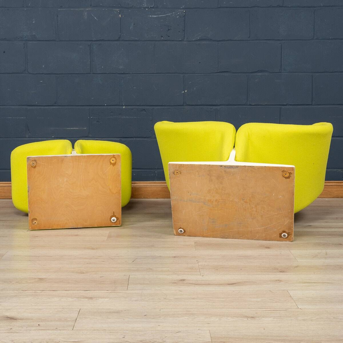 A 20thC RIBBON CHAIR & FOOTSTALL BY PIERRE PAULIN FOR ARTIFORT, FRANCE