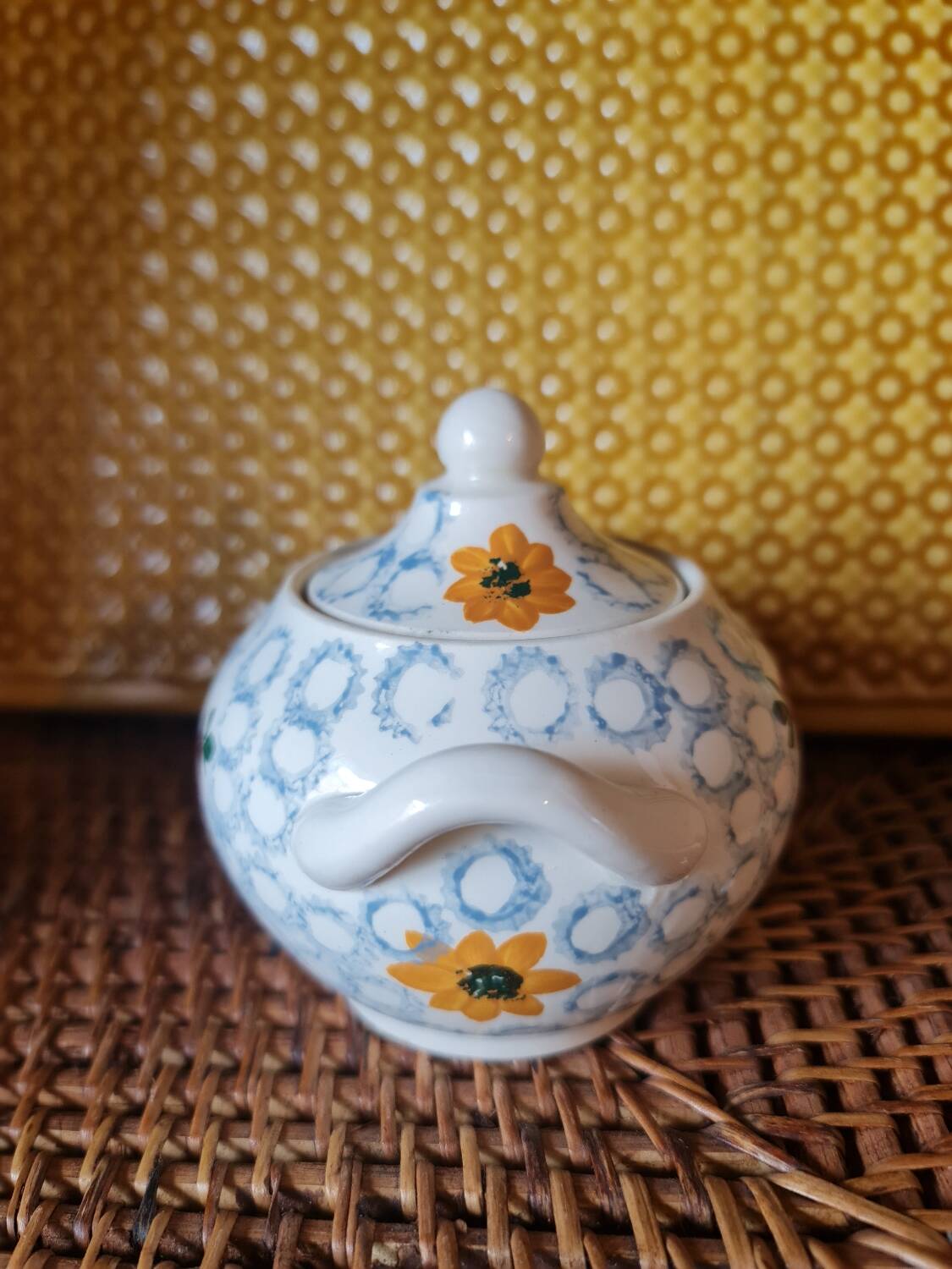 Sugar bowl, Sarreguemines earthenware factory, France