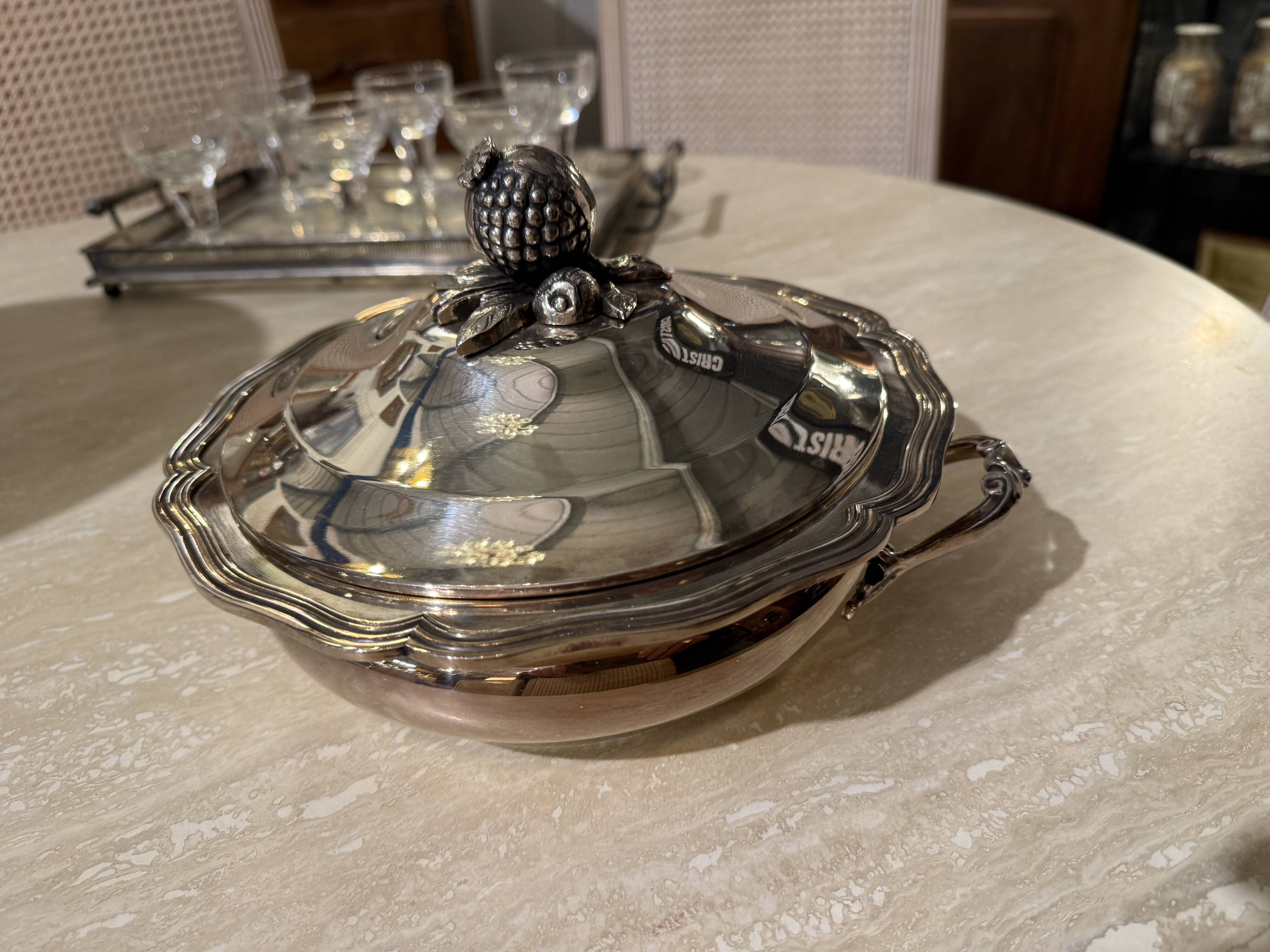 Silver-plated soup tureen