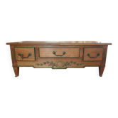 Solid wood coffee table – Rustic chic style
