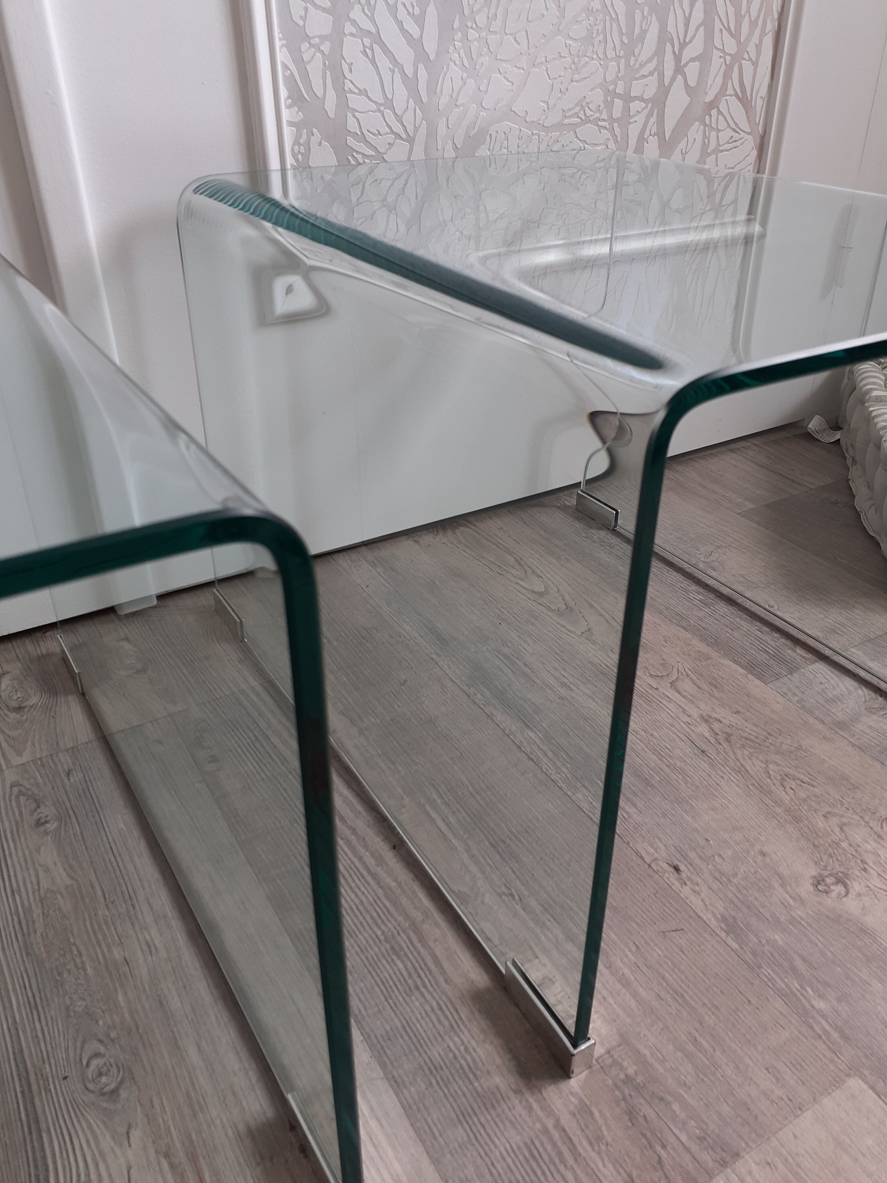Pair of glass bedside tables or sofa tips