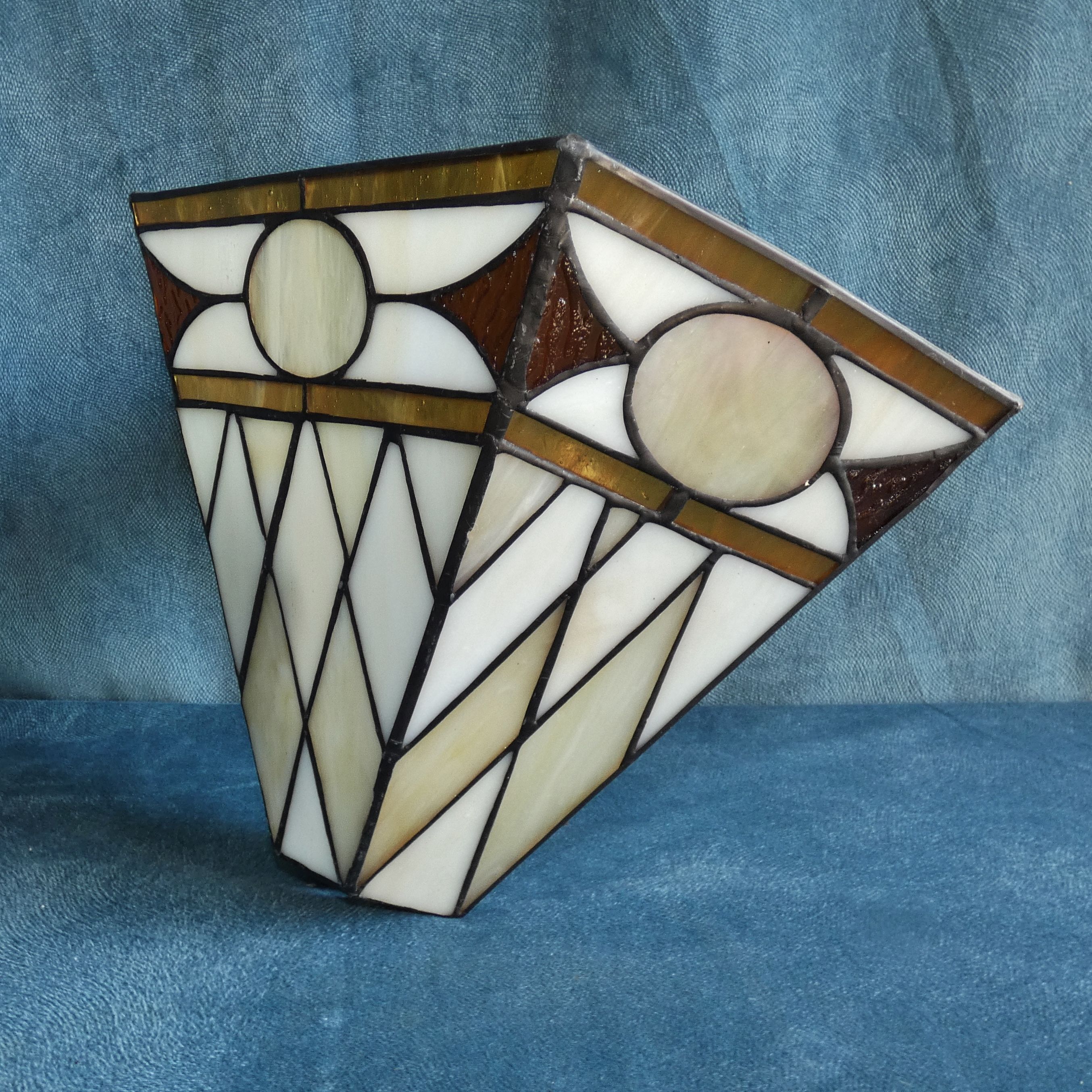 Wall lamp, glass paste, Tiffany Art Deco style, v shape, 80s work