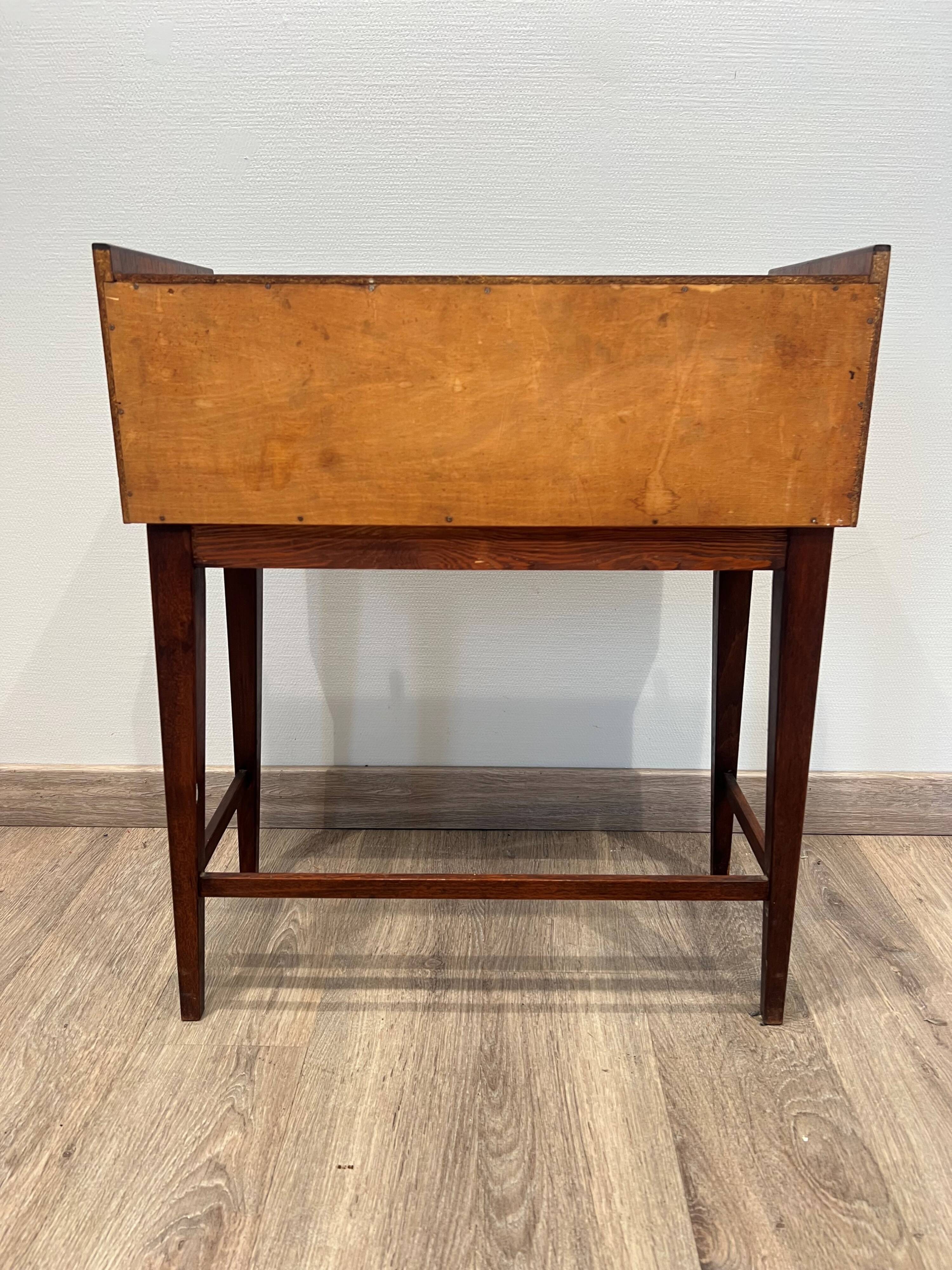 3-drawer commode in Rio rosewood, origin Denmark.