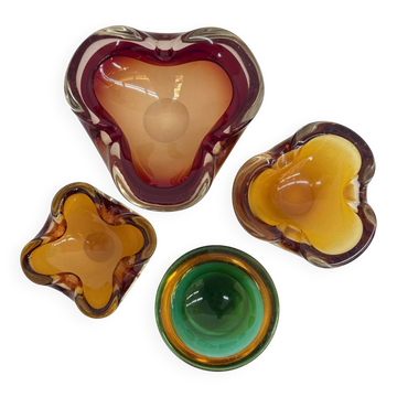 Ensemble de 4 bols en verre sommerso de Murano, design des années 1970.