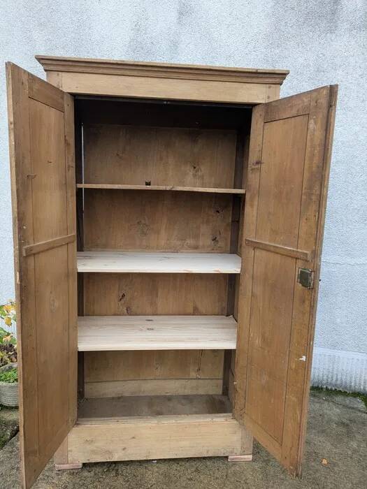 Parisian wardrobe, natural wood wardrobe
