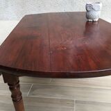 Large table round in rabats in vintage massive oak