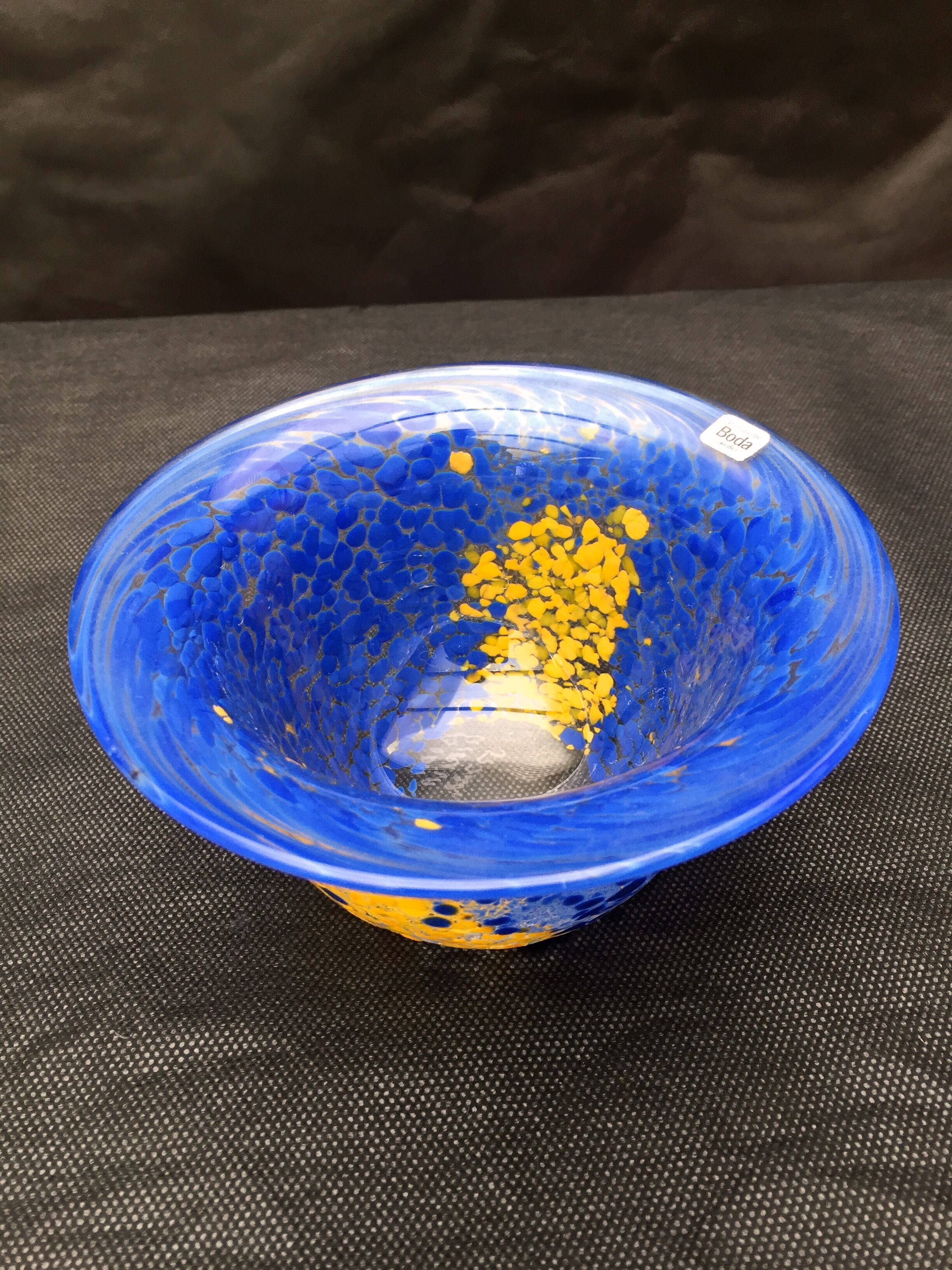 Vintage bol tintomara artist Ulrika Hydman vallien kosta boda glassware scandinavian design