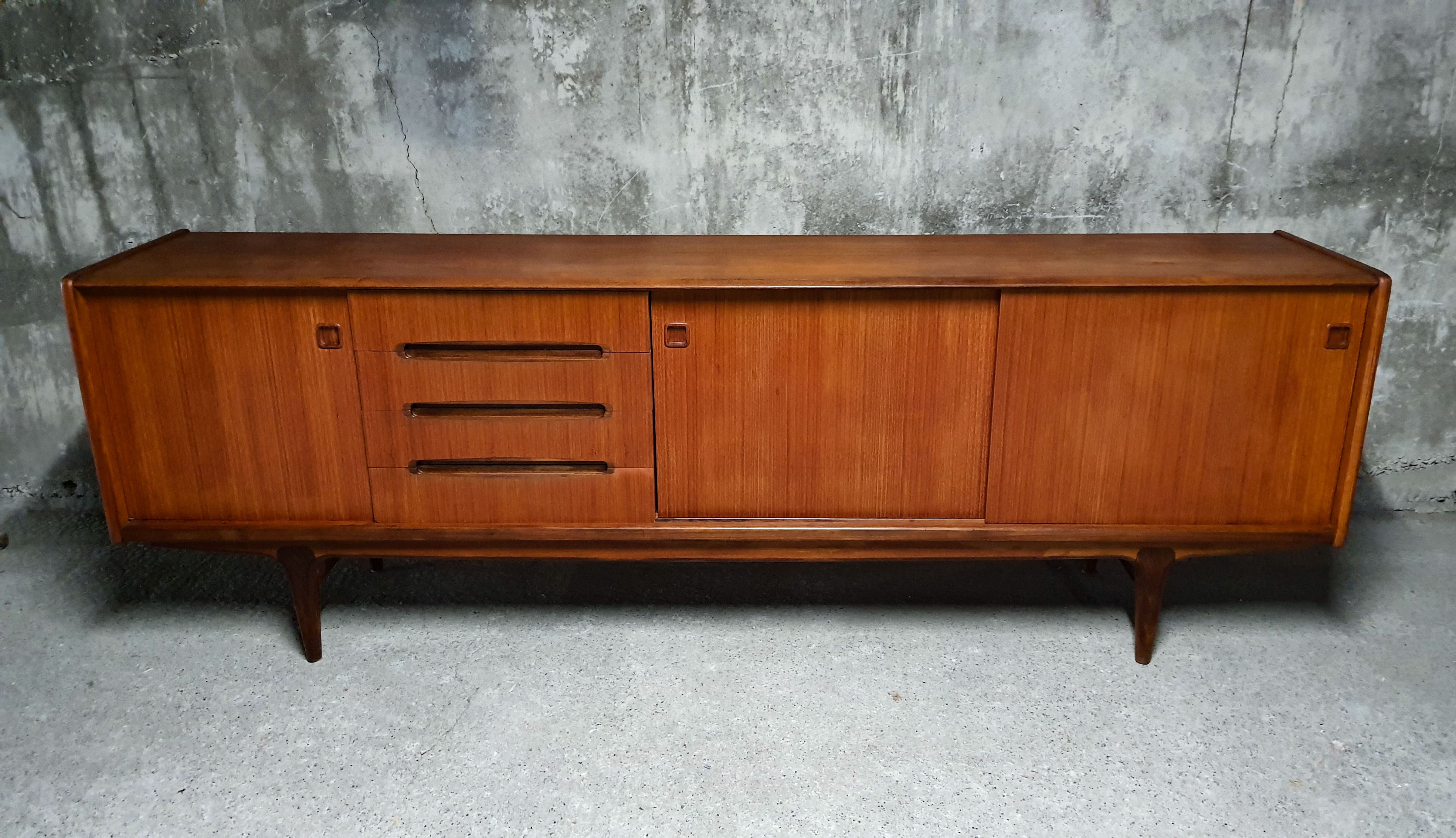 Scandinavian sideboard enfilade in teak