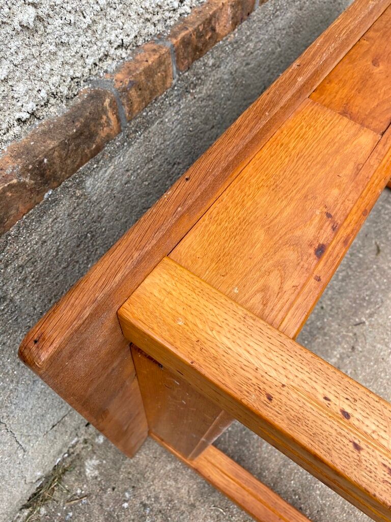 Solid oak farm table with 1 drawer