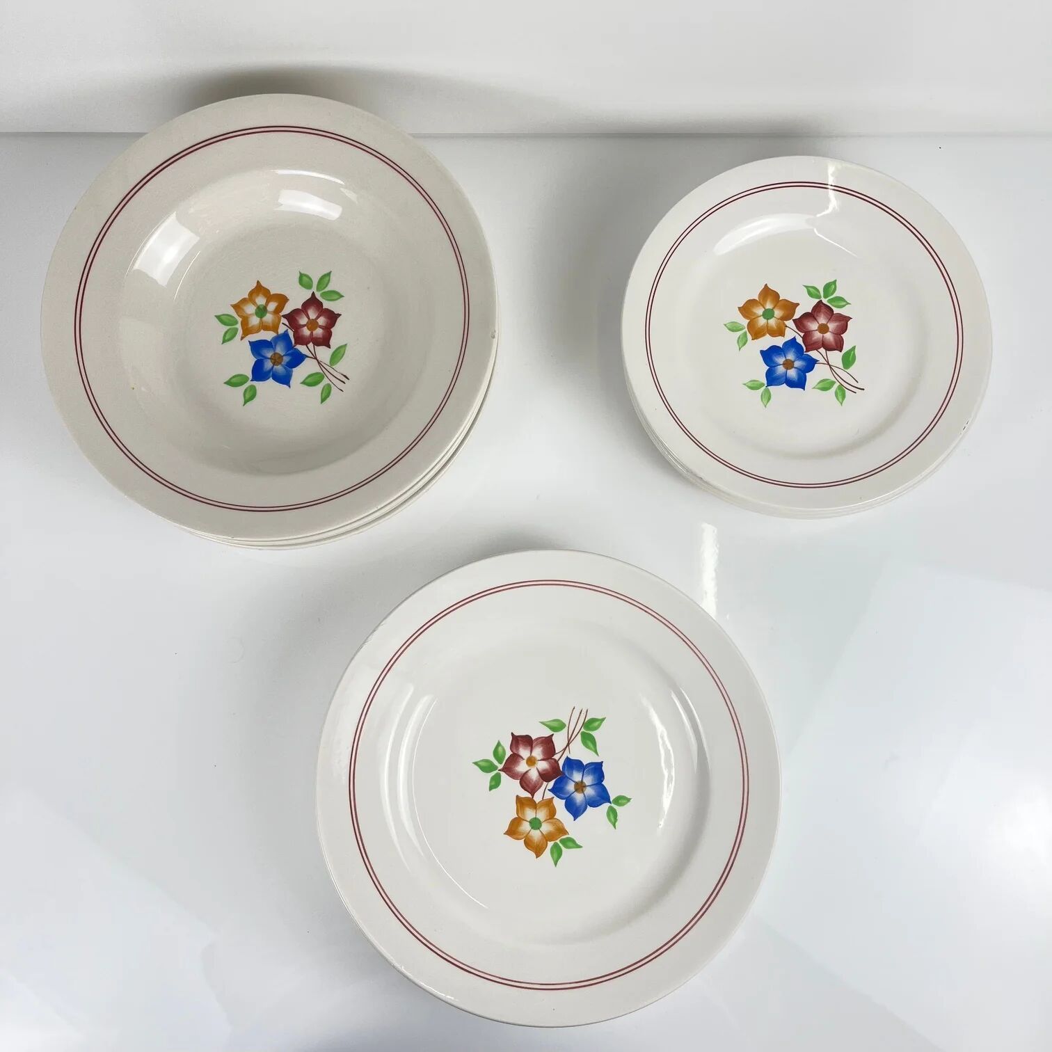 Service for 6 people "The Hive", Moulins des Loups, 20th century