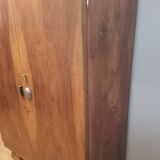 Armoire en noyer italien 1920