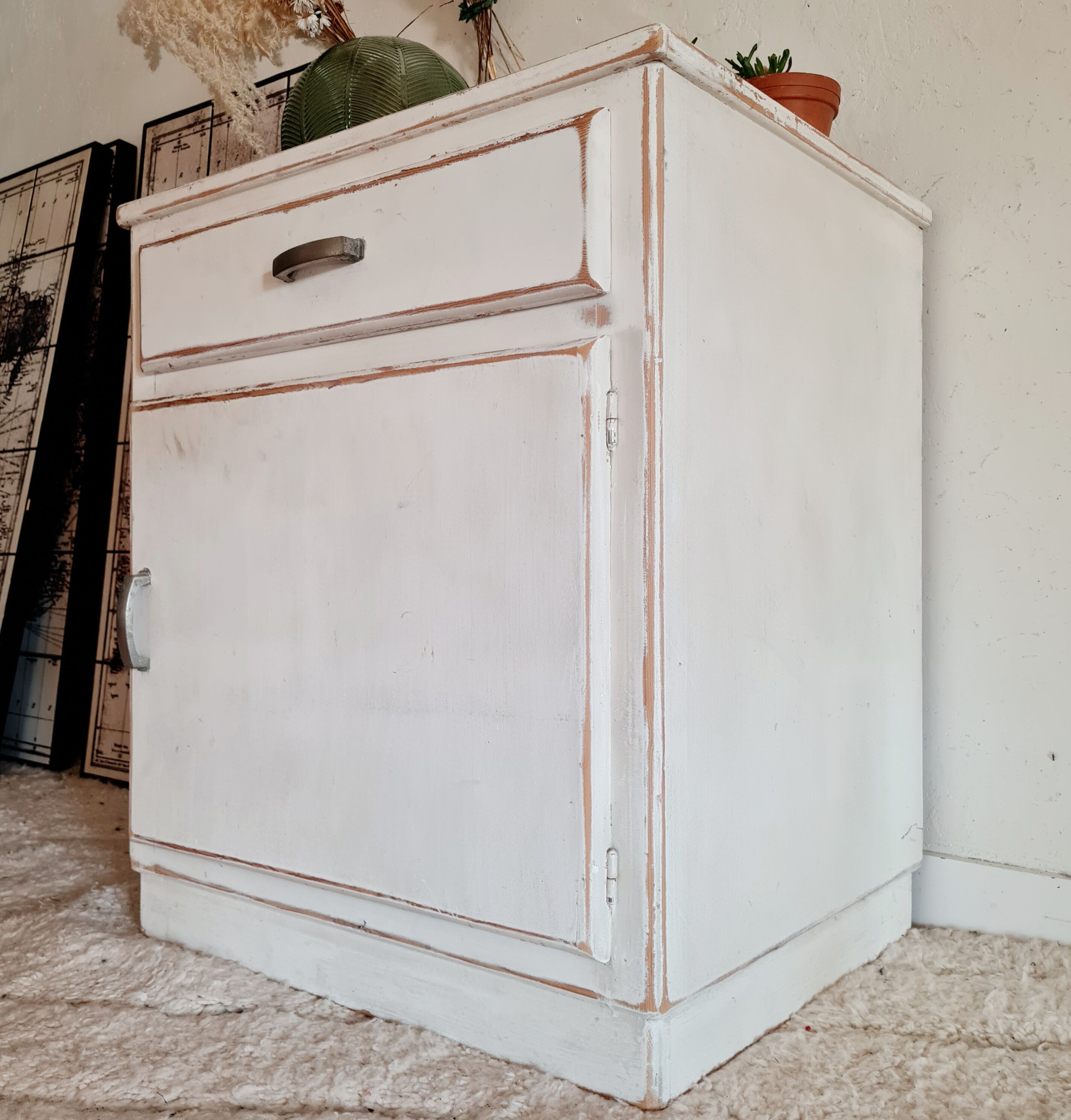 Buffet - bahut blanc ancien blanc patiné