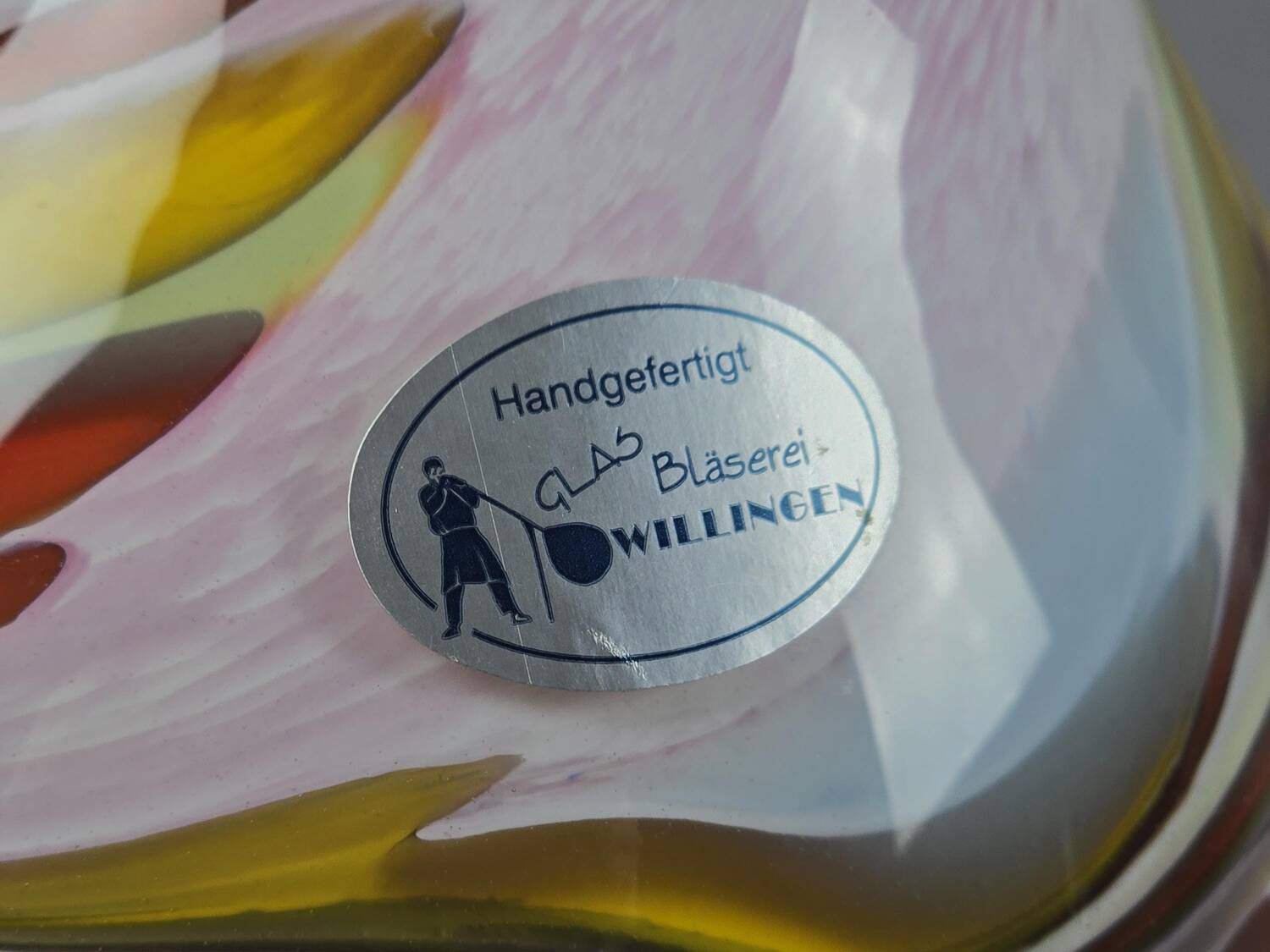 Vase vintage willingen des années 1990, en verre d'art soufflé à la bouche et fait main.