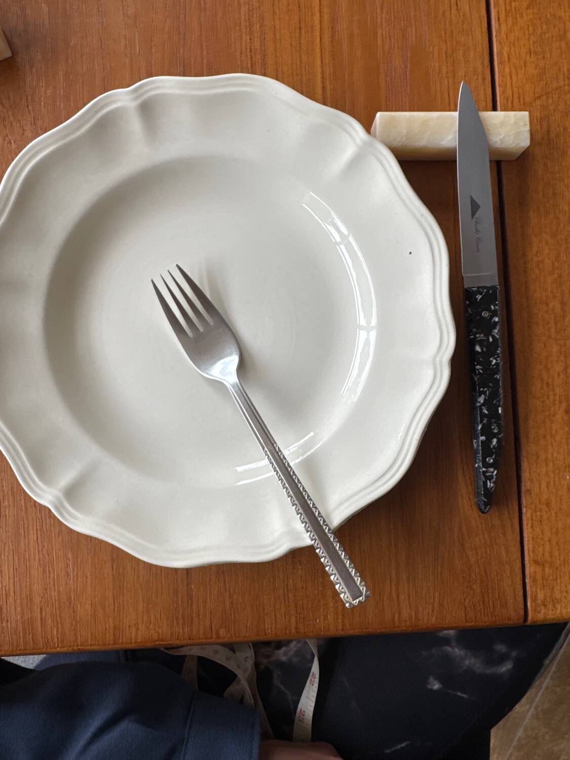Knife holder