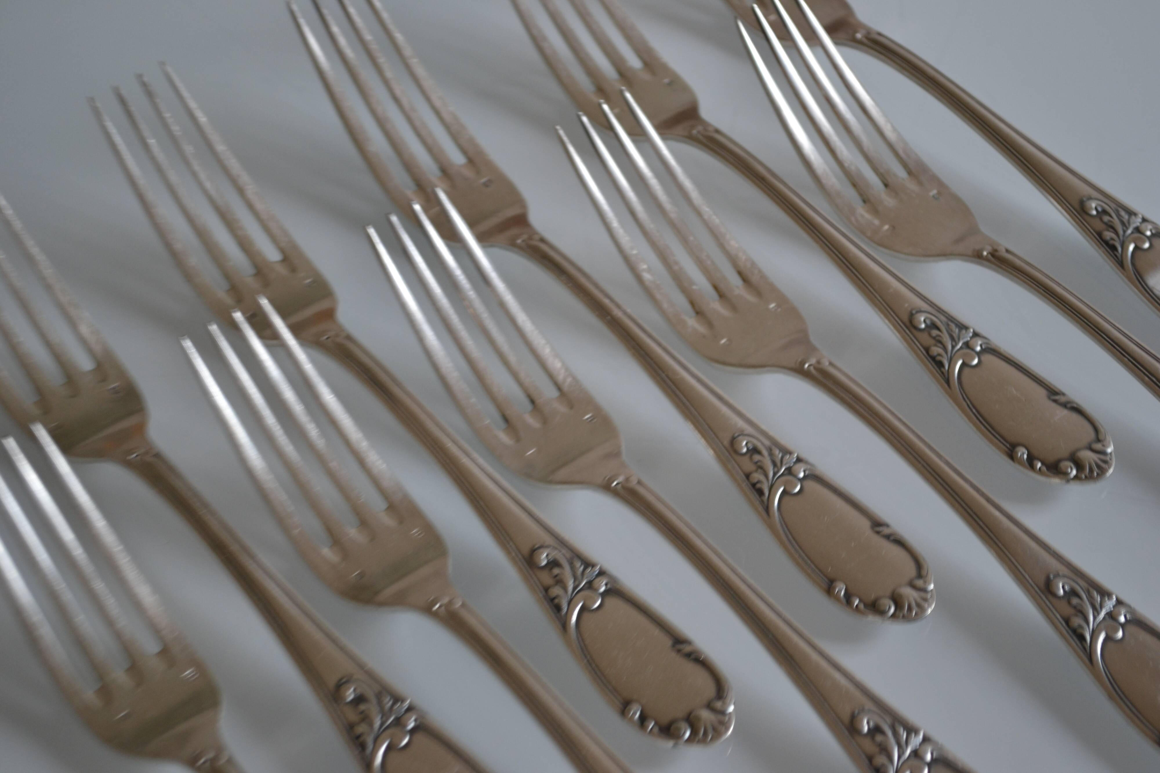 10 Frionnet François silver-plated table forks