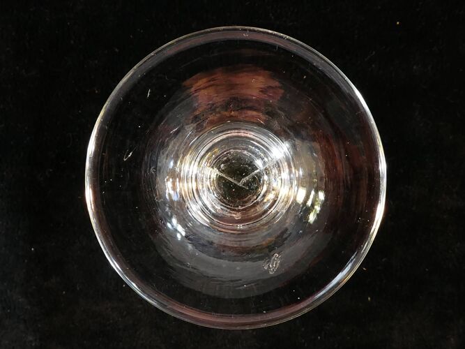 11 anciens verres a vin en verre soufflé vers 1900
