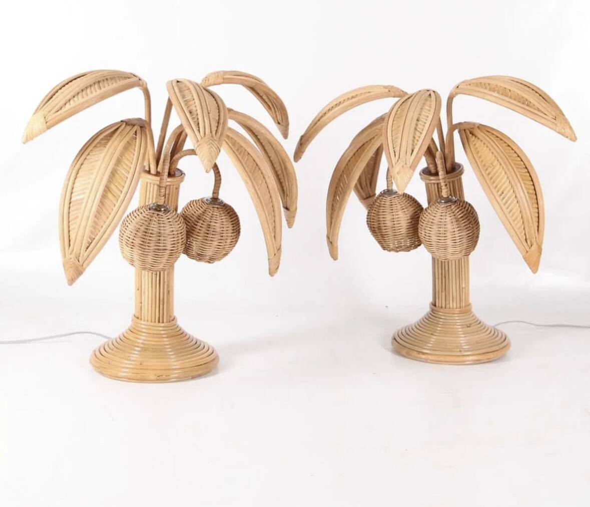 Paire de lampes palmier-cocotier en rotin