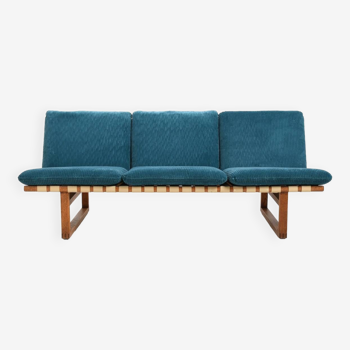 Old Børge Mogensen Sofa Model 211 New Upholstered