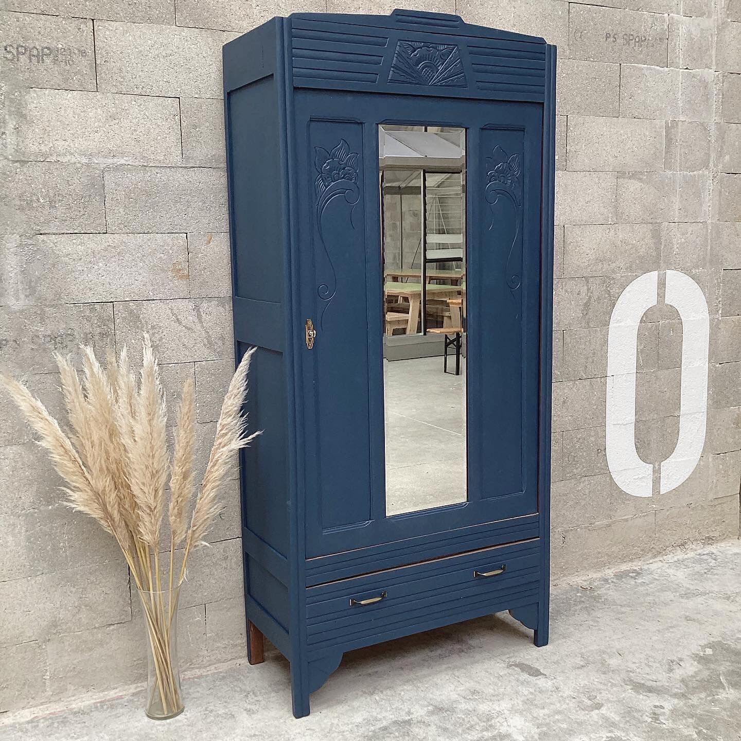 Armoire parisienne art déco