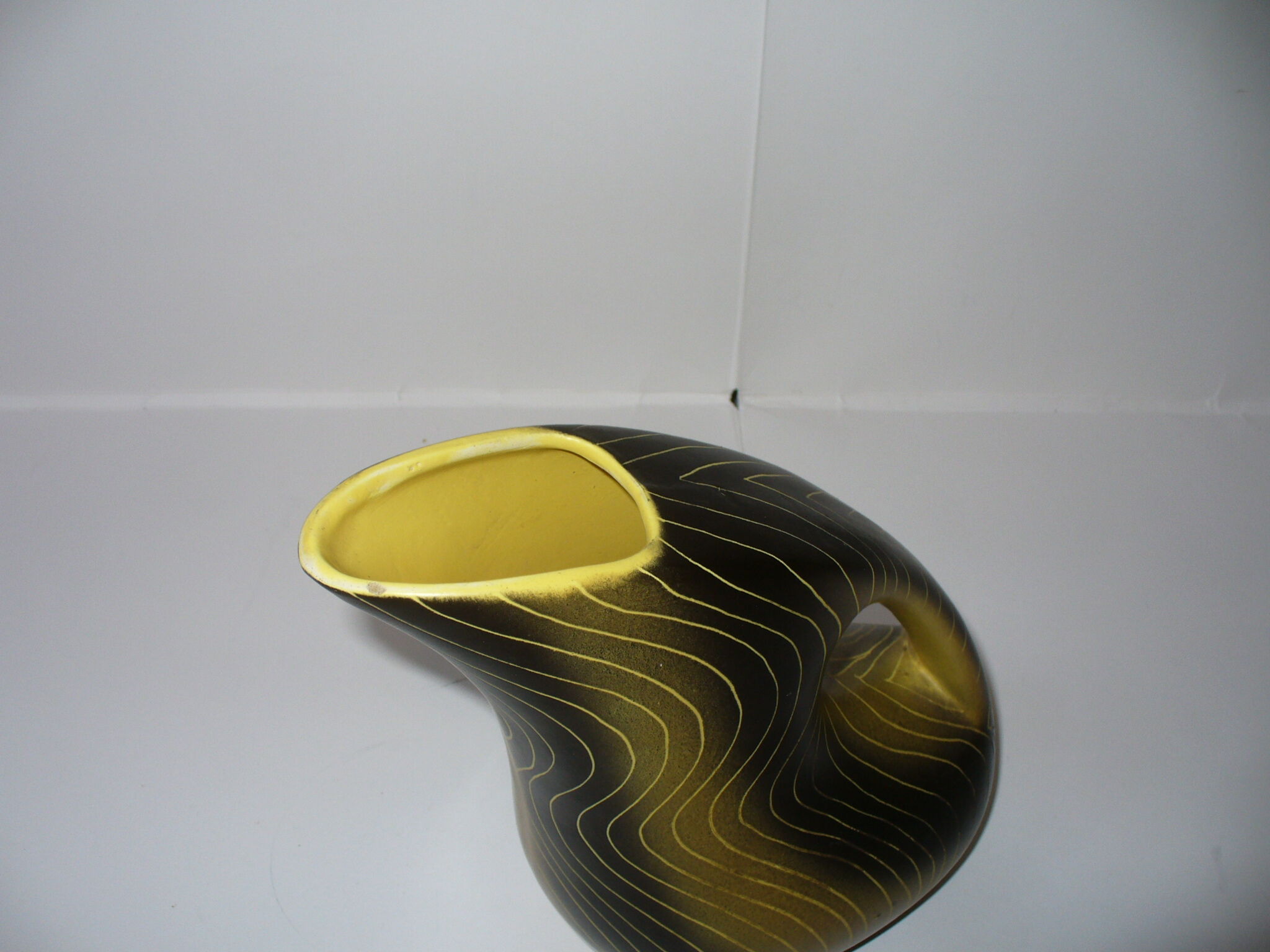 Clement saint vase from the 50s