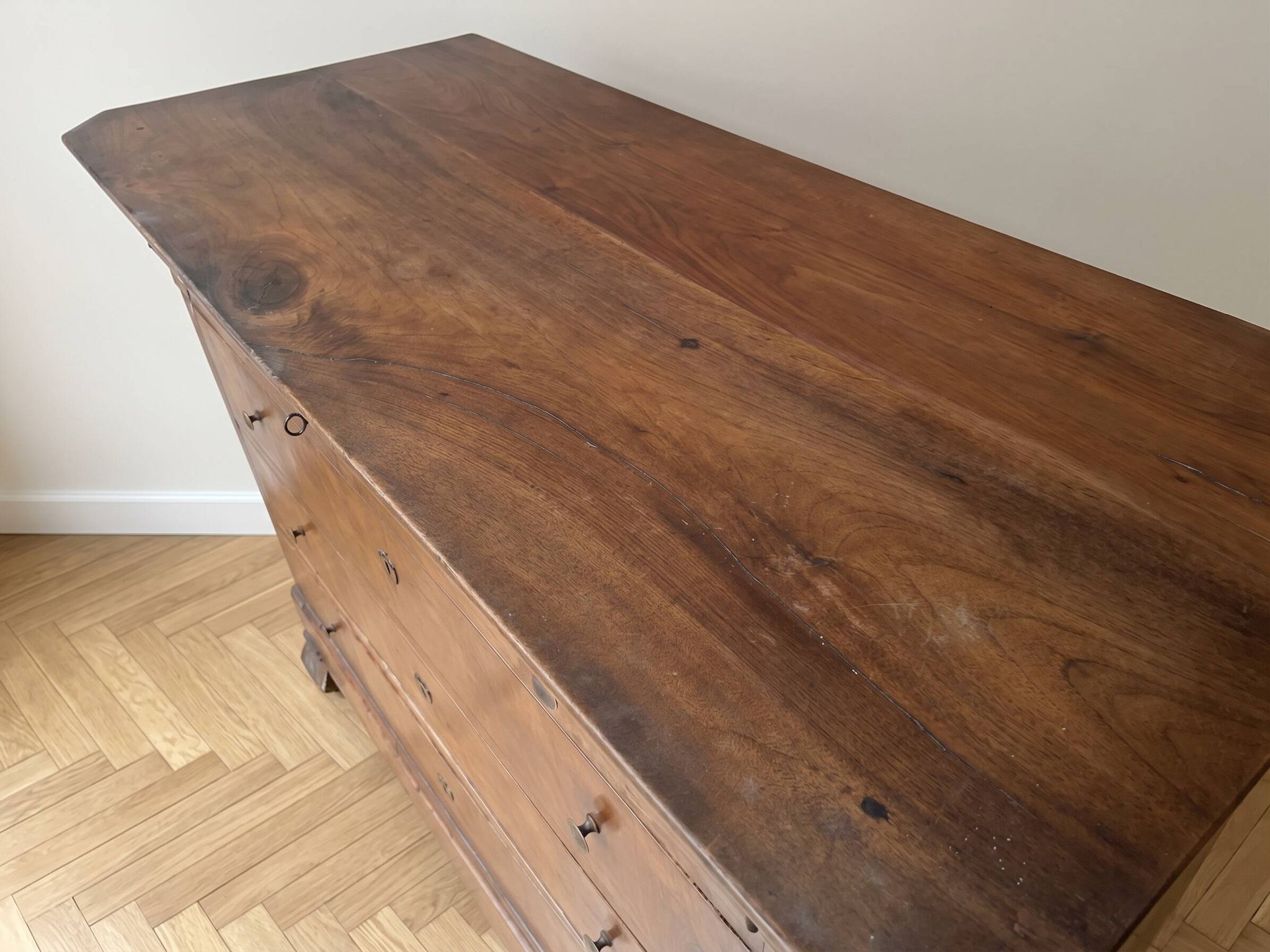 Antique solid wood chest of drawers