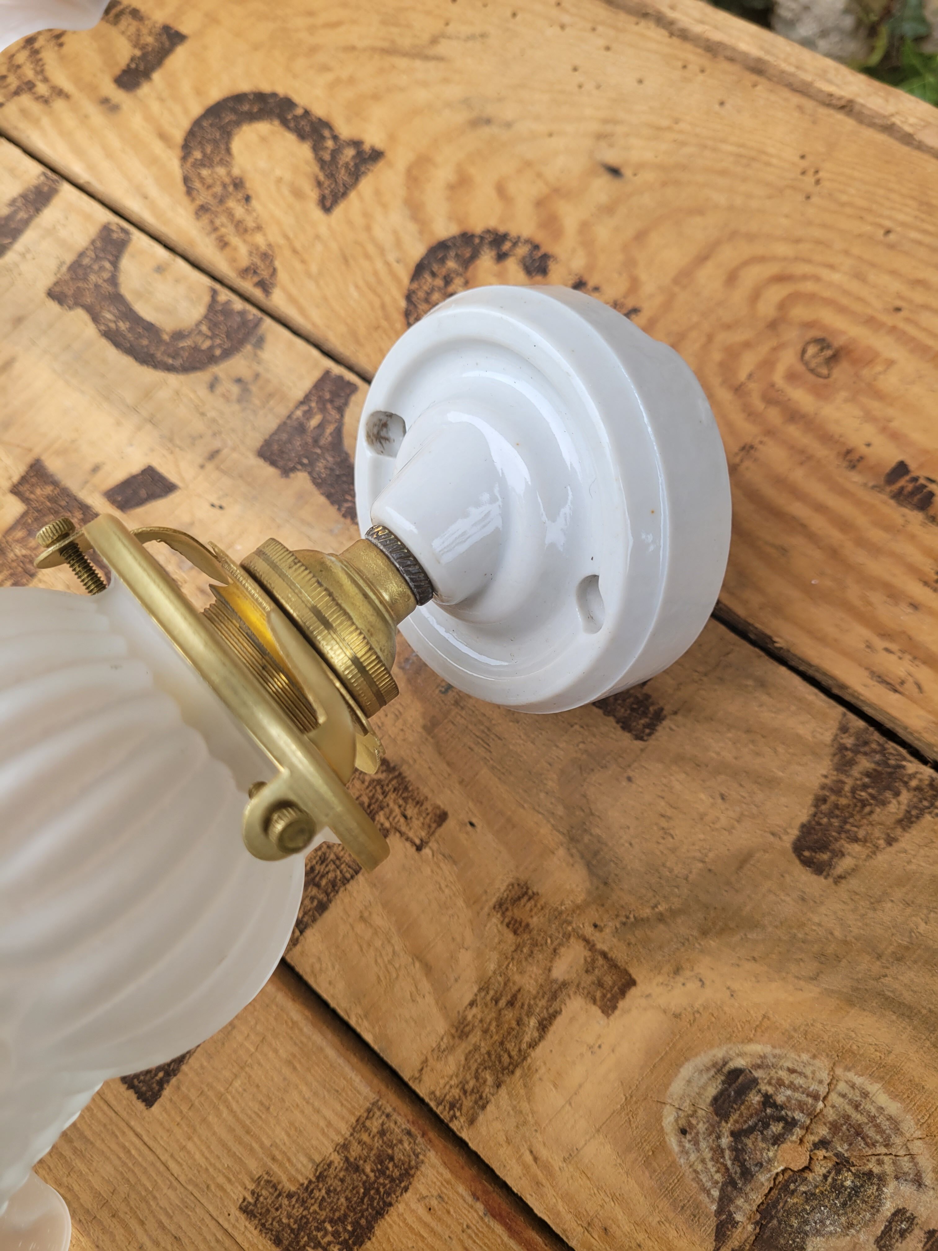 Glass and porcelain tulip sconce