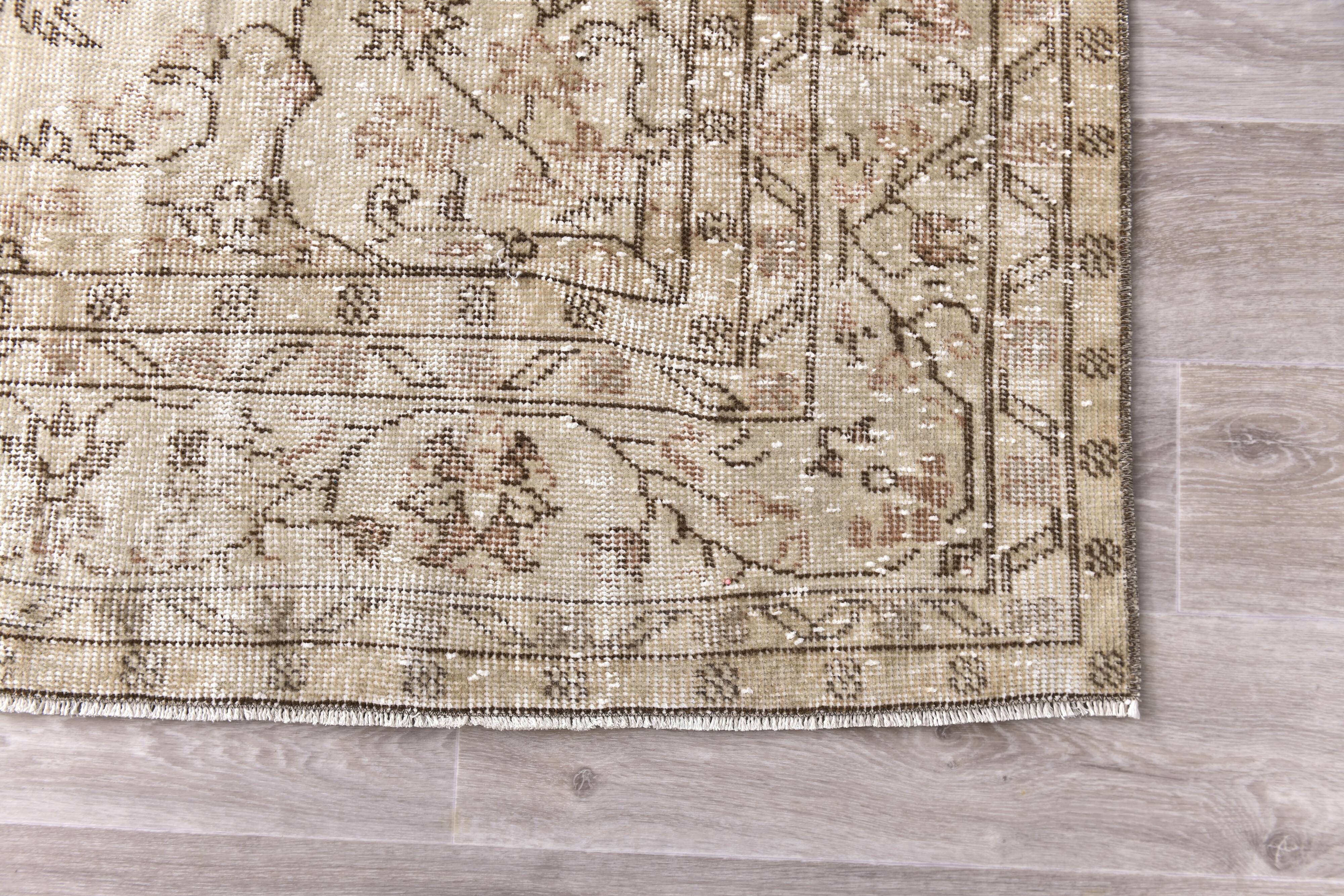 56s Brown & Beige Classic Vintage Rug  195x305Cm