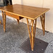 bureau rotin pieds tour Eiffel vintage 1960
