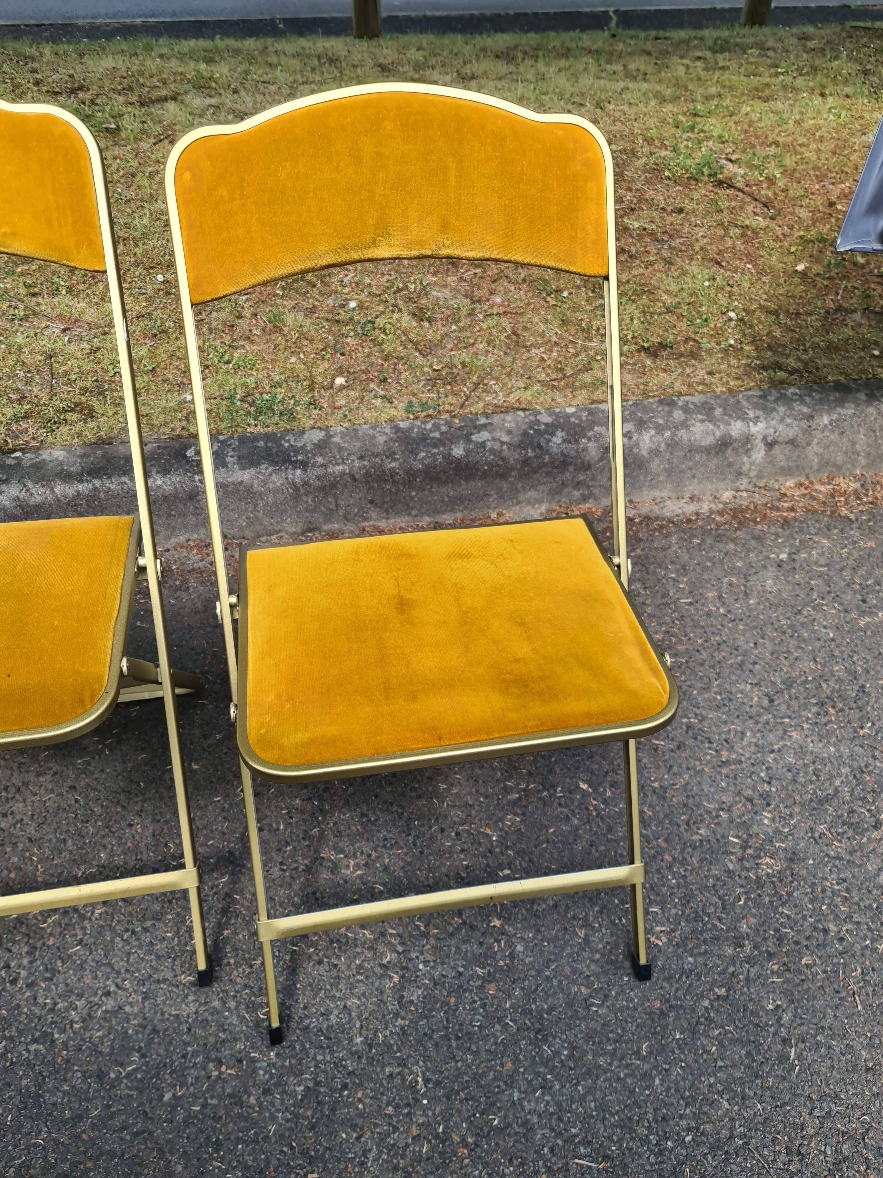 Set of 10 folding chairs Chaisor "theater chair"