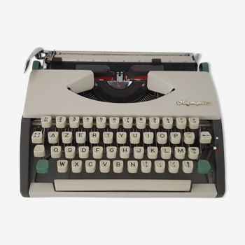 Machine à écrire Olympia Deluxe vintage