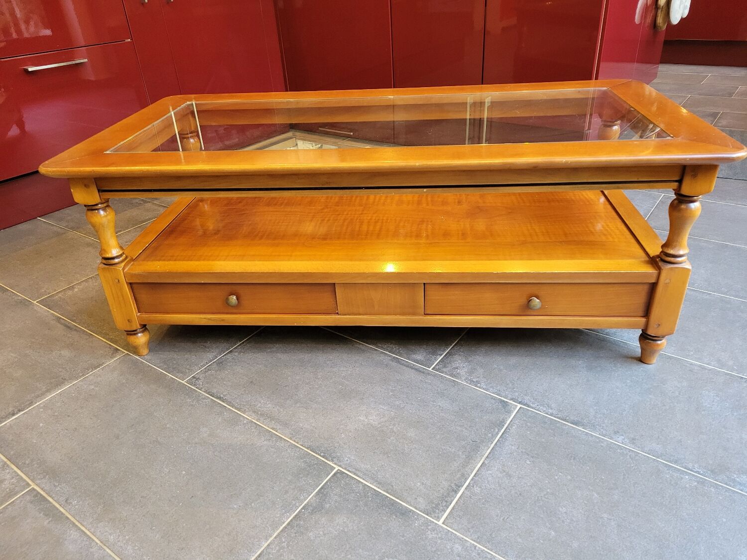 Coffee table with 2 drawers in solid cherry wood and glass.