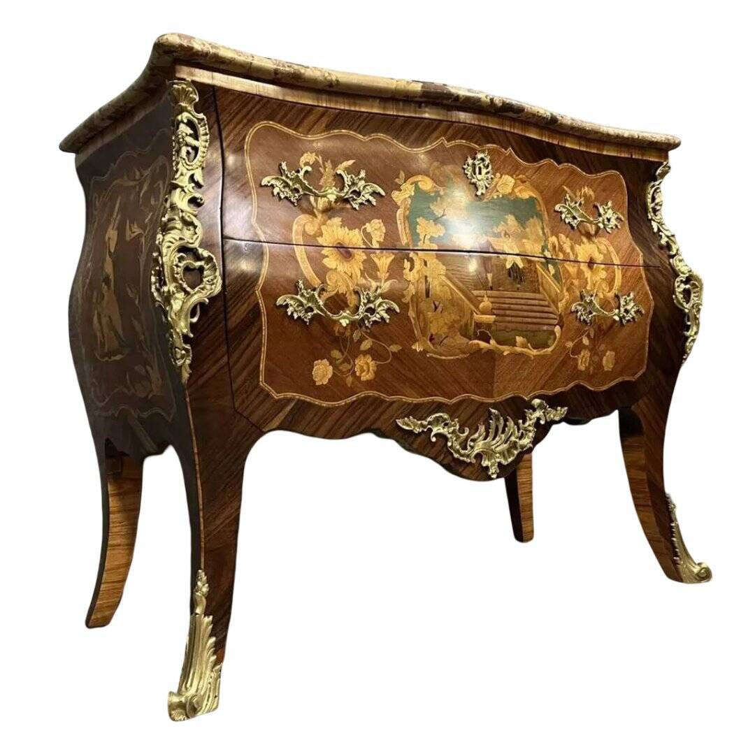 Commode sauteuse galbée style Louis XV estampillée en marqueterie