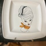 Women's décor plate from the 60s