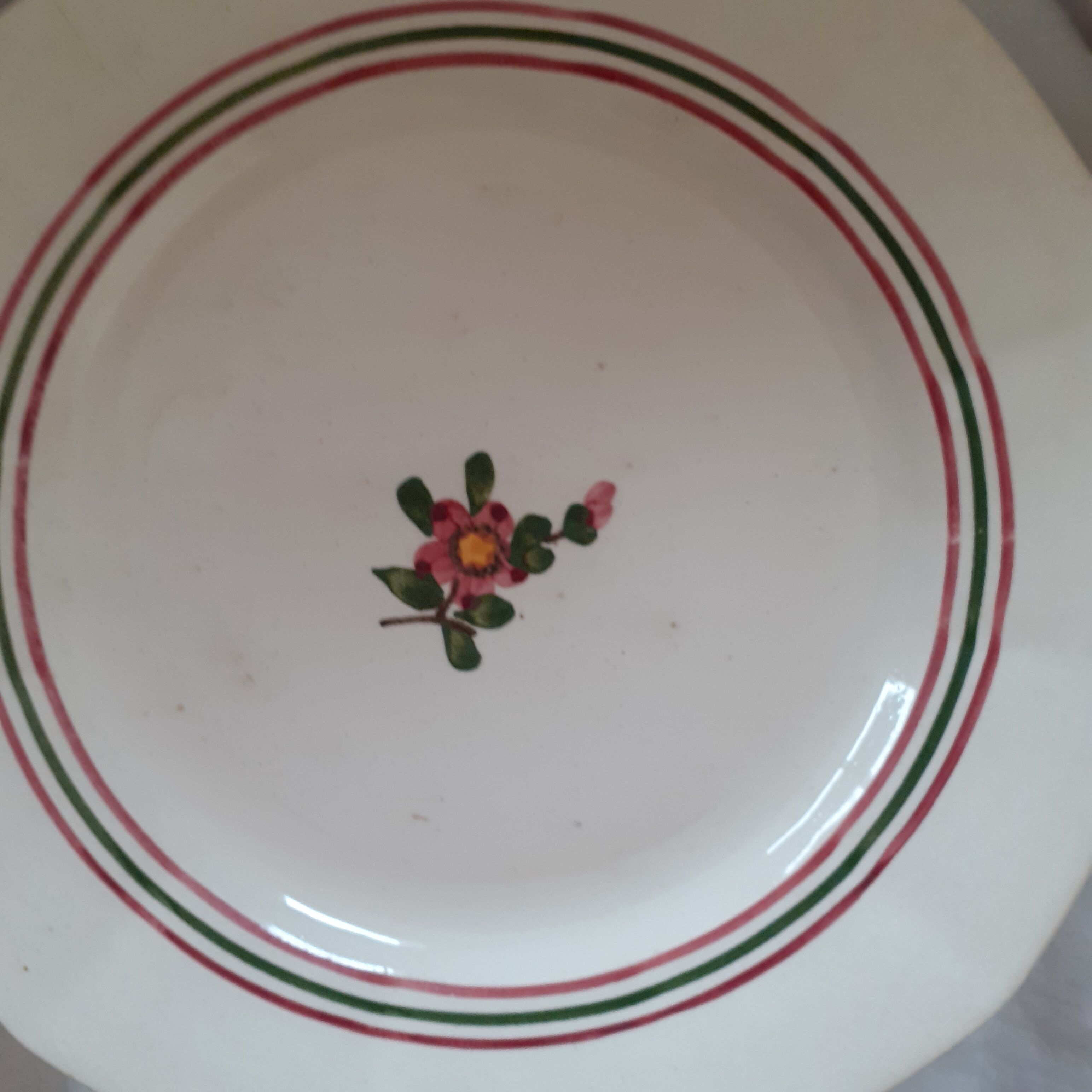 6 flat seats +3 old, hand painted. Sarreguemines, Armelle model.