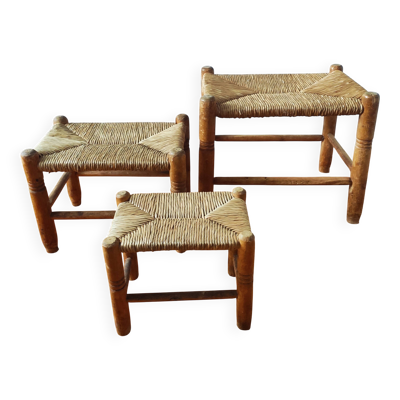 Suite de 3 petits bancs / tabourets en bois et paille Vintage 60-70