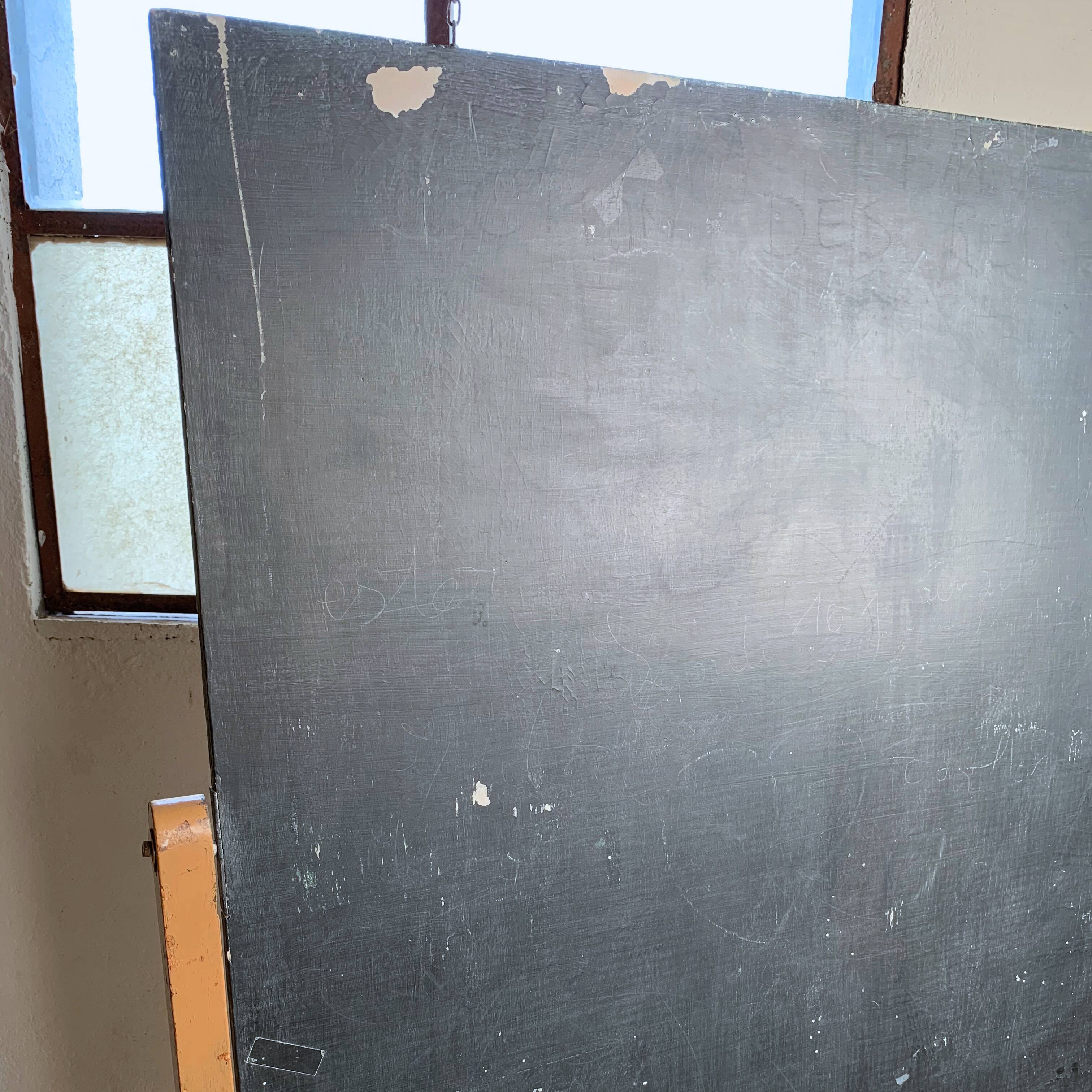 Former school board swivelling on foot