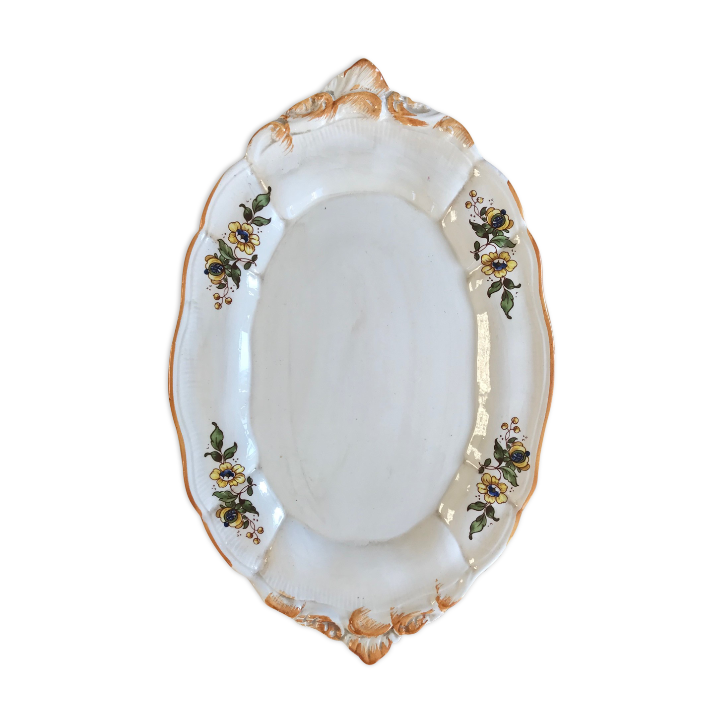 Flowery oval dish