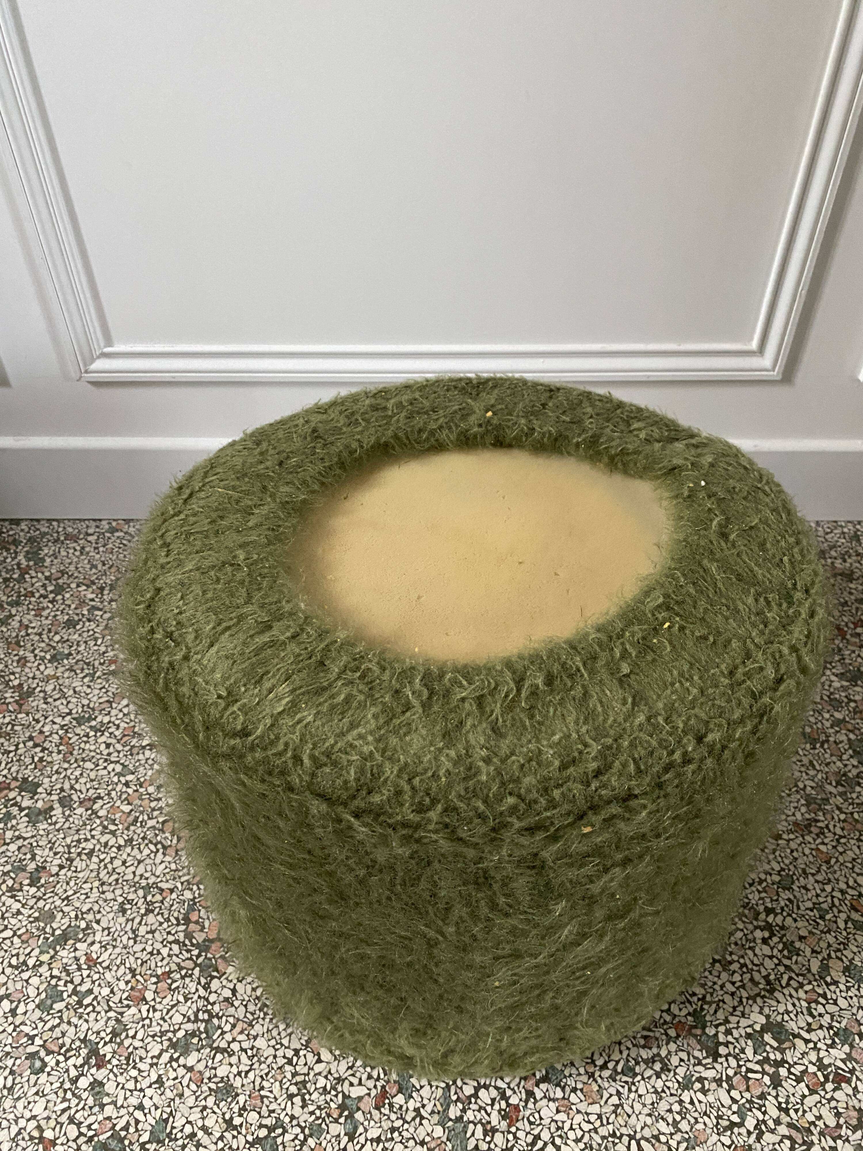 Pelfran pouf in vintage green mustache