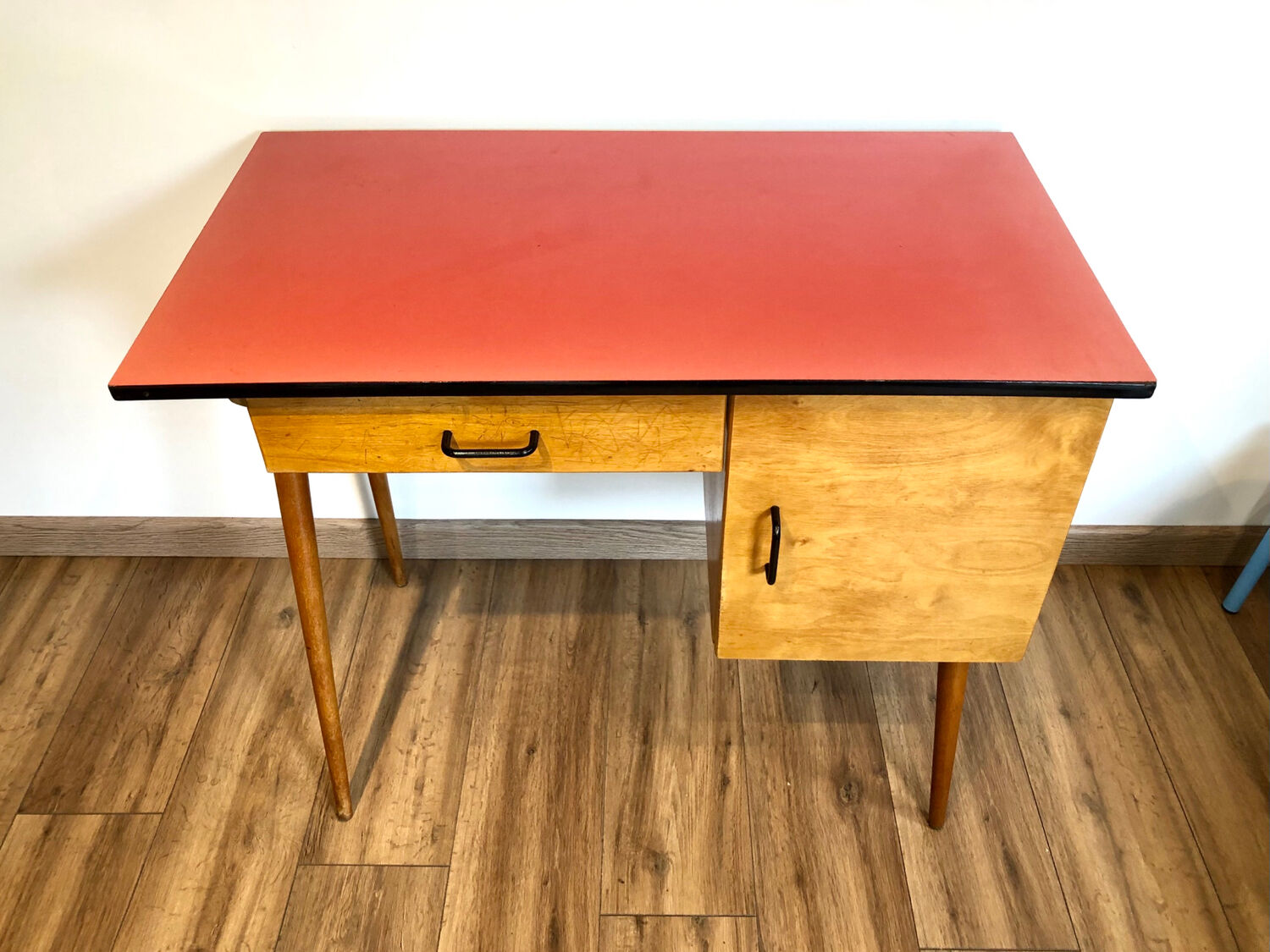 Baumann desk