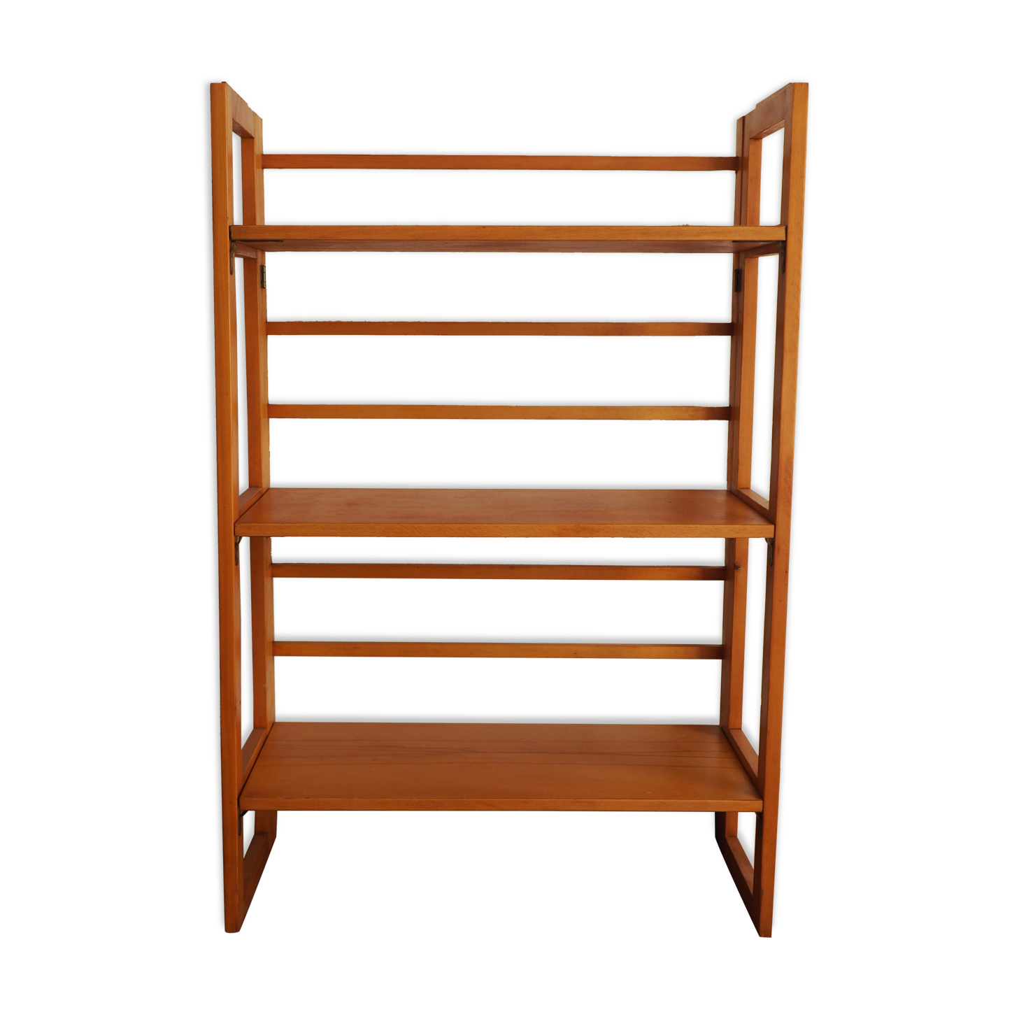 Folding shelf